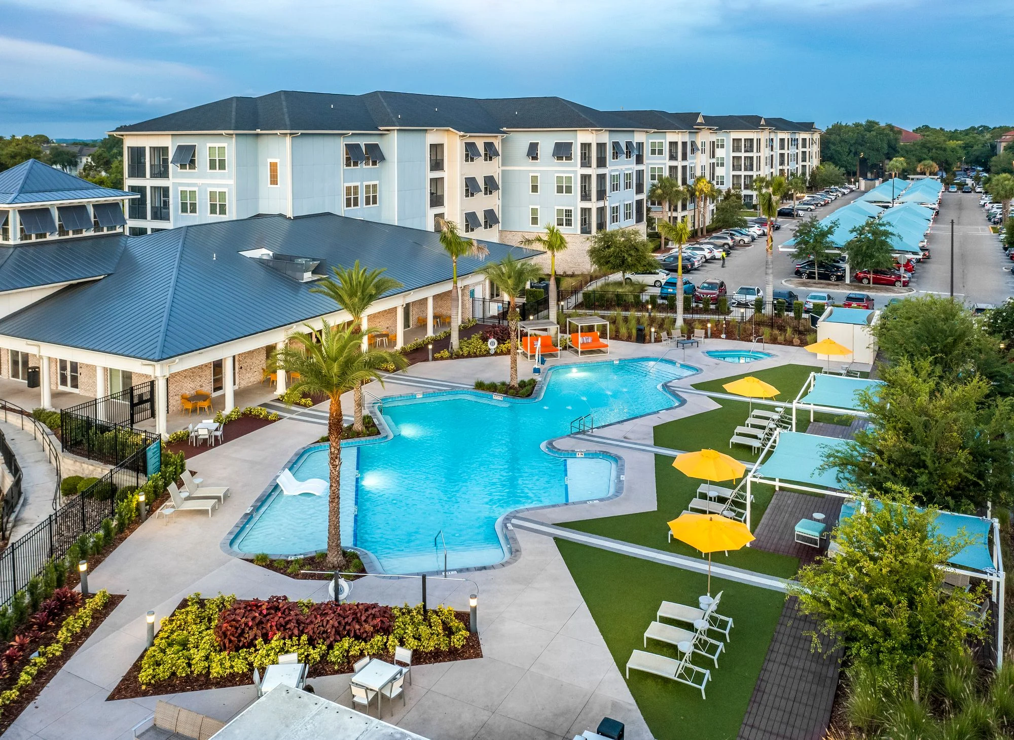 Alvista West Vue — Sale in Orlando, FL, photo 1 of 1
