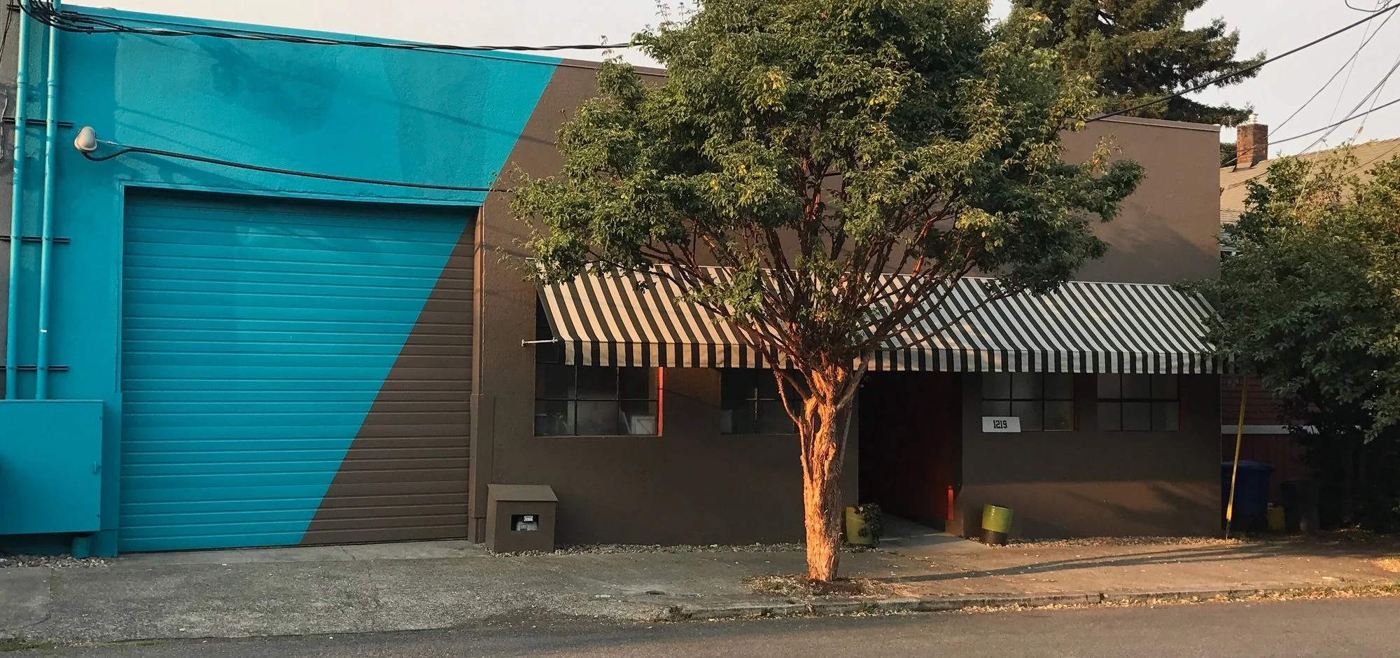 Lafayette Building — Sale in Portland, OR, photo 1 of 8