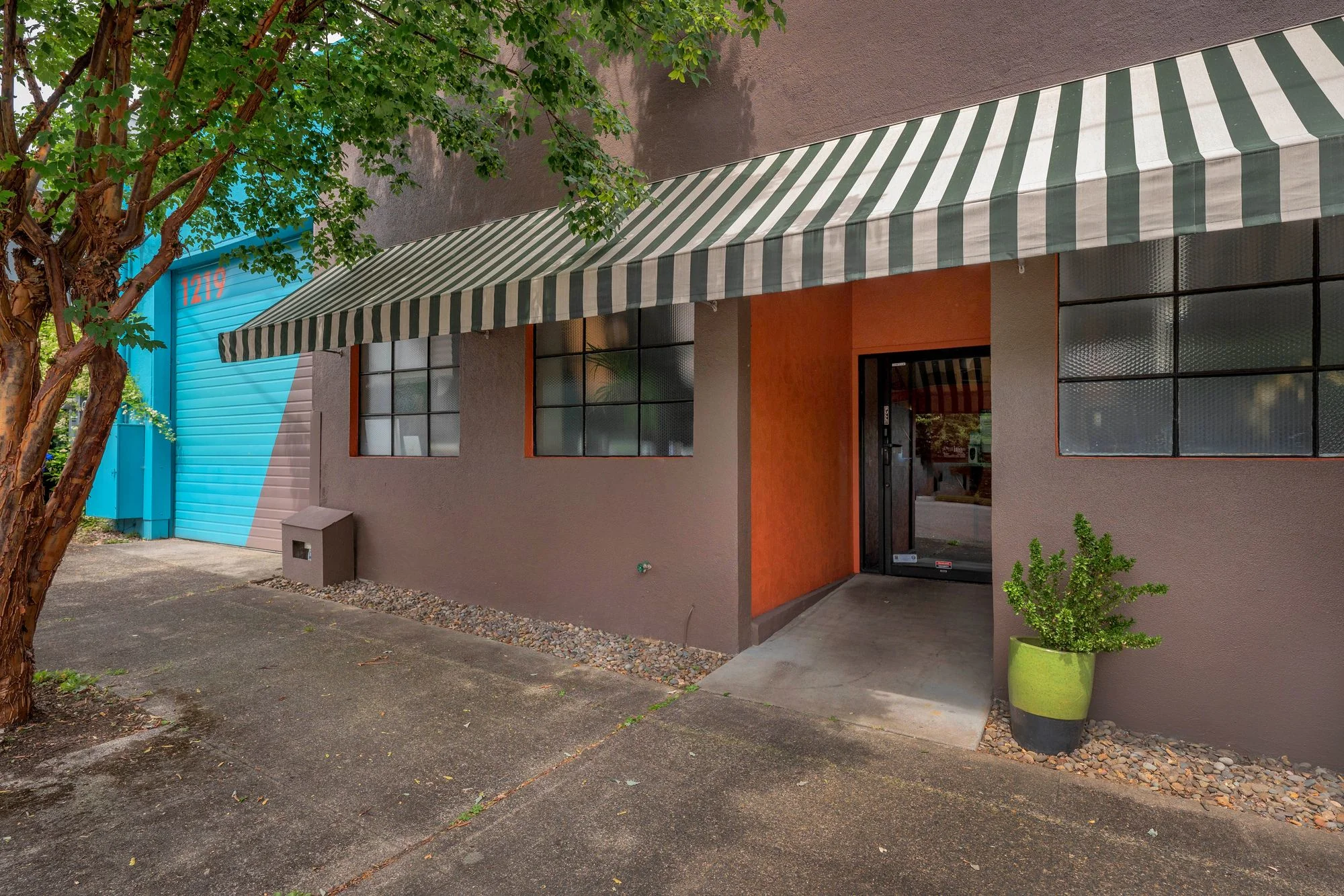 Lafayette Building — Sale in Portland, OR, photo 3 of 8