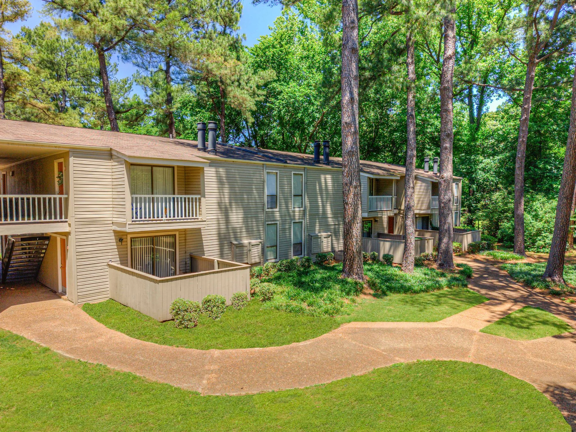 Sycamore Lake — Sale in Memphis, TN, photo 3 of 8