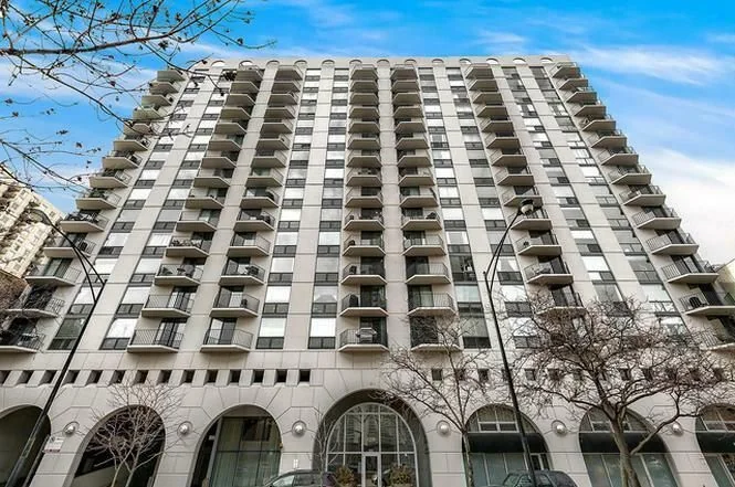 1250 LaSalle — Sale in Chicago, IL, photo 1 of 1