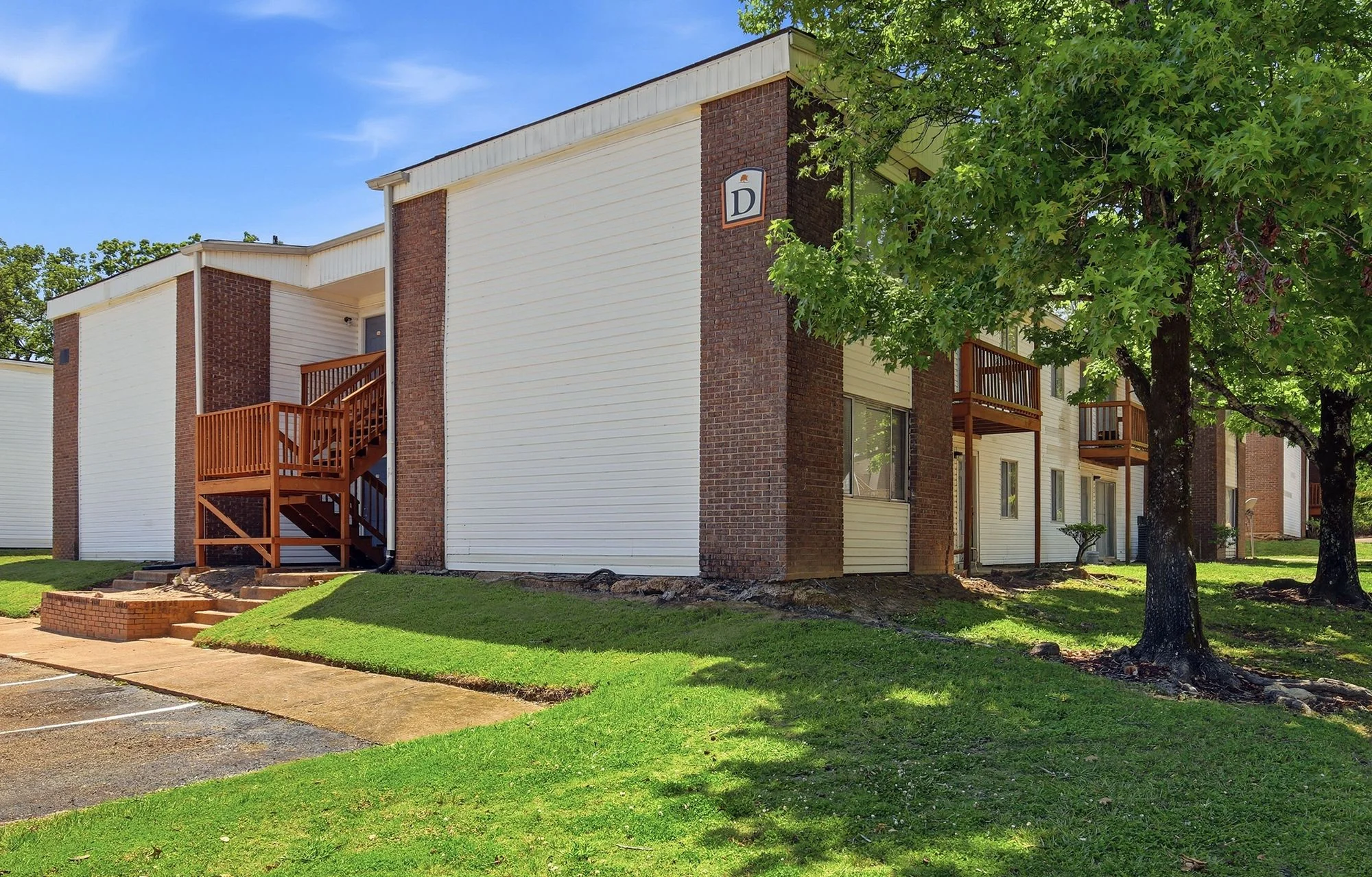 Residences at Glen Oaks — Sale in Jackson, MS, photo 3 of 8