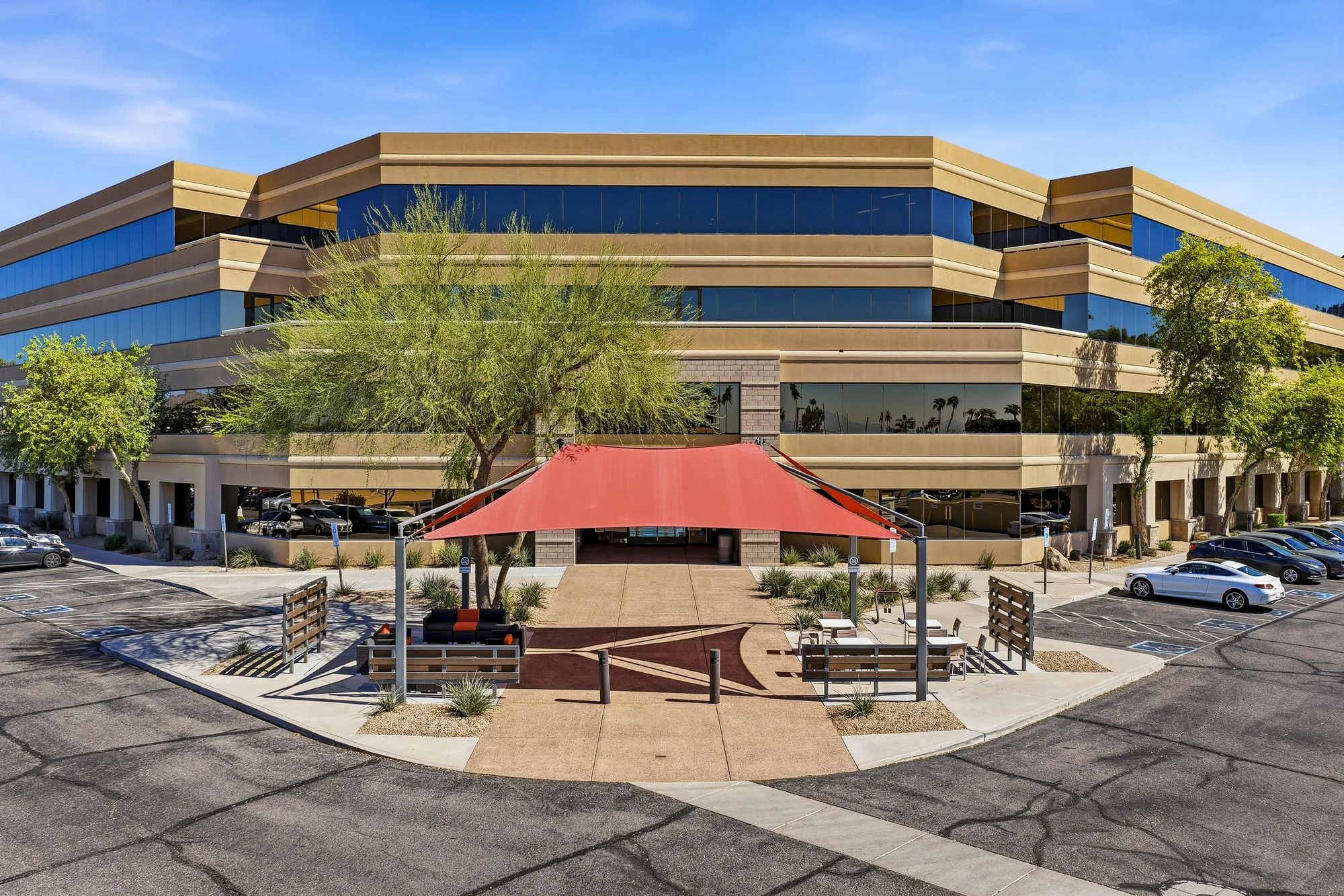 The Summit — Sale in Phoenix, AZ, photo 5 of 8