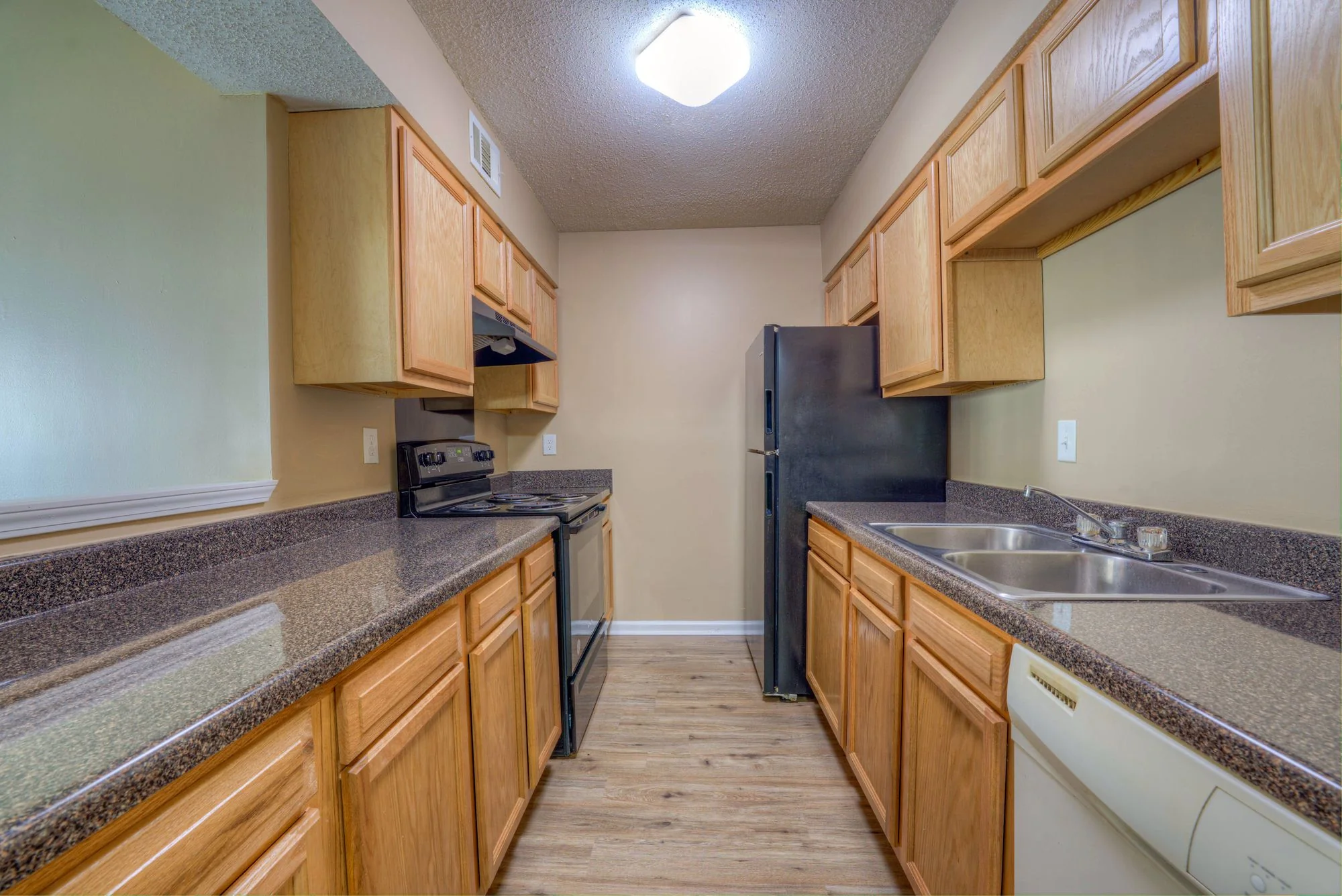 Walden Pointe — Sale in Memphis, TN, photo 6 of 8