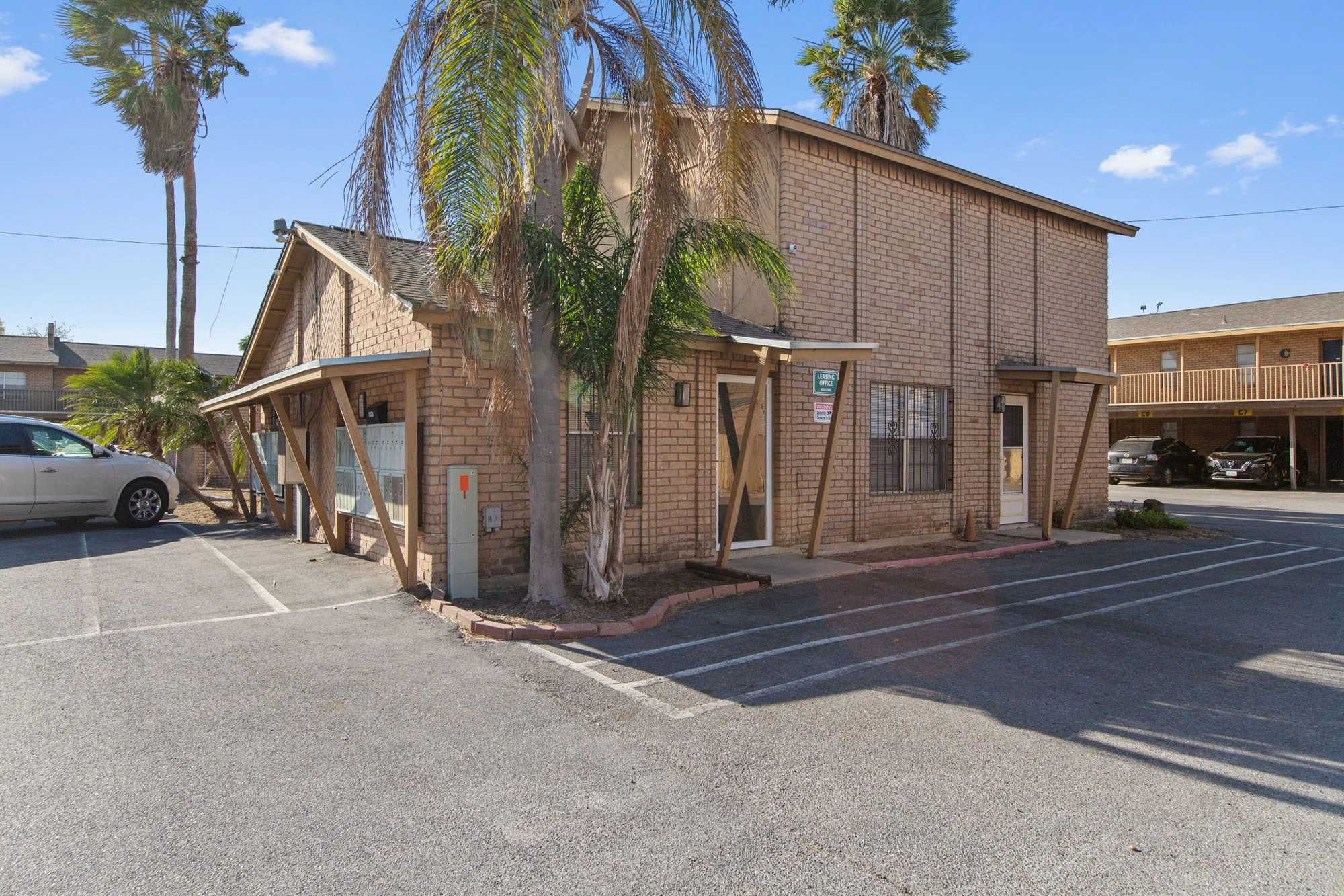 Timbers Apartments — Sale in Harlingen, TX, photo 2 of 8