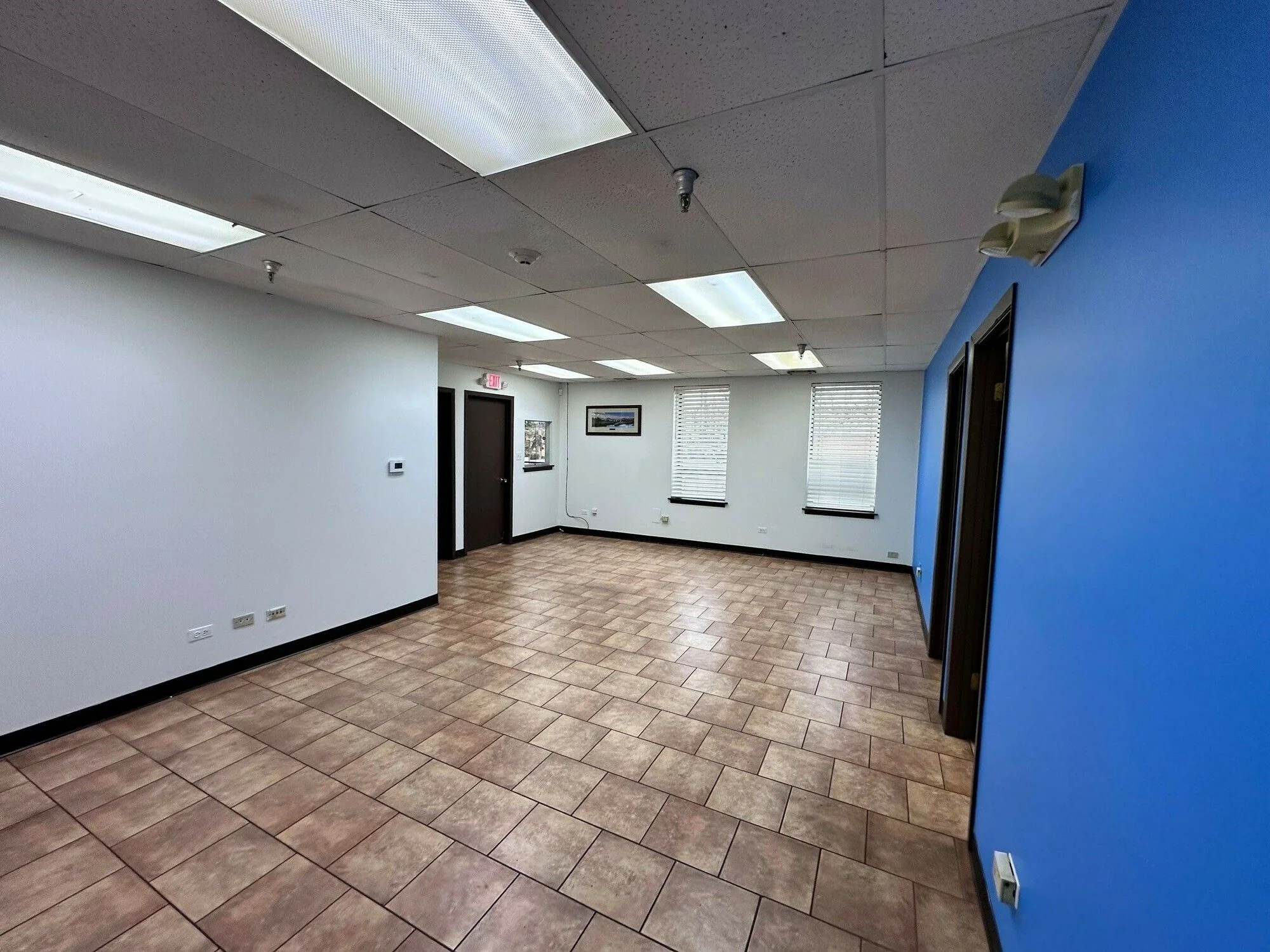 +/- 14,963 SF Industrial Building for Sale — Sale in Wood Dale, IL, photo 4 of 7