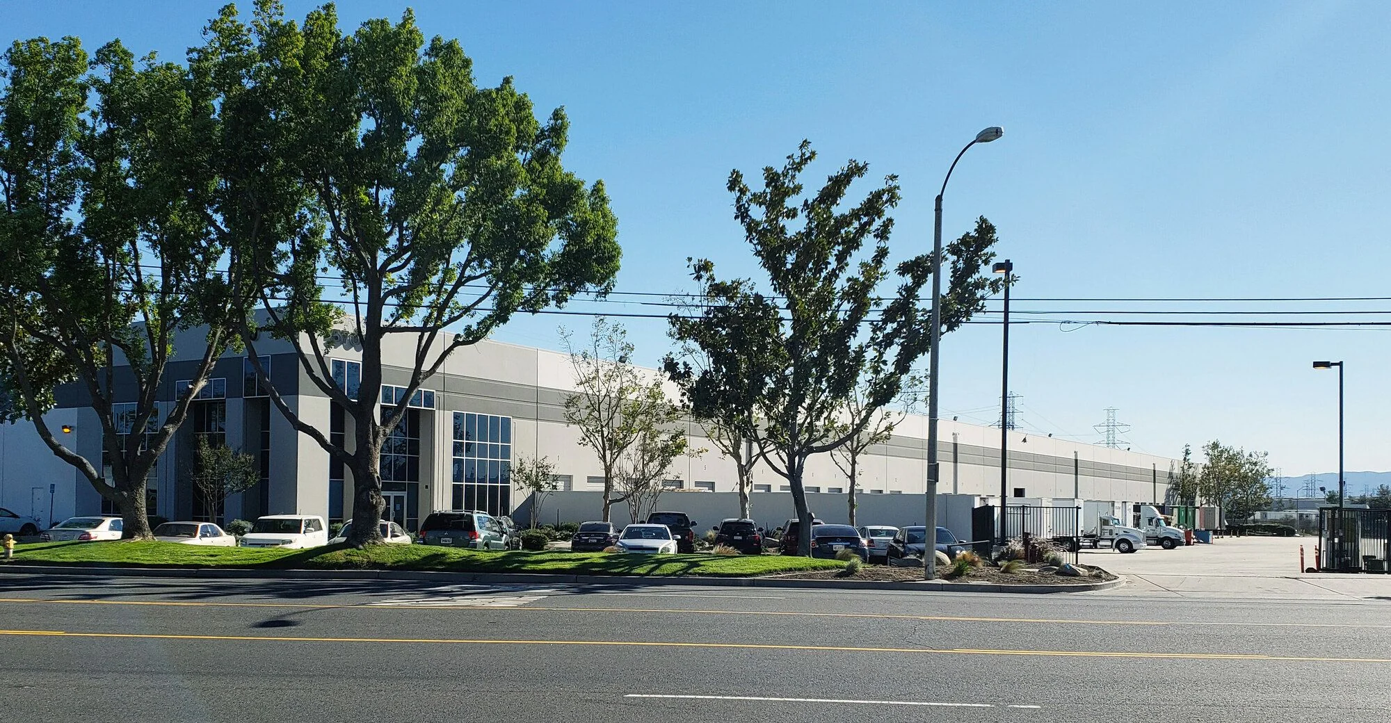 Airport Distribution Center — Lease in Ontario, CA, photo 1 of 1