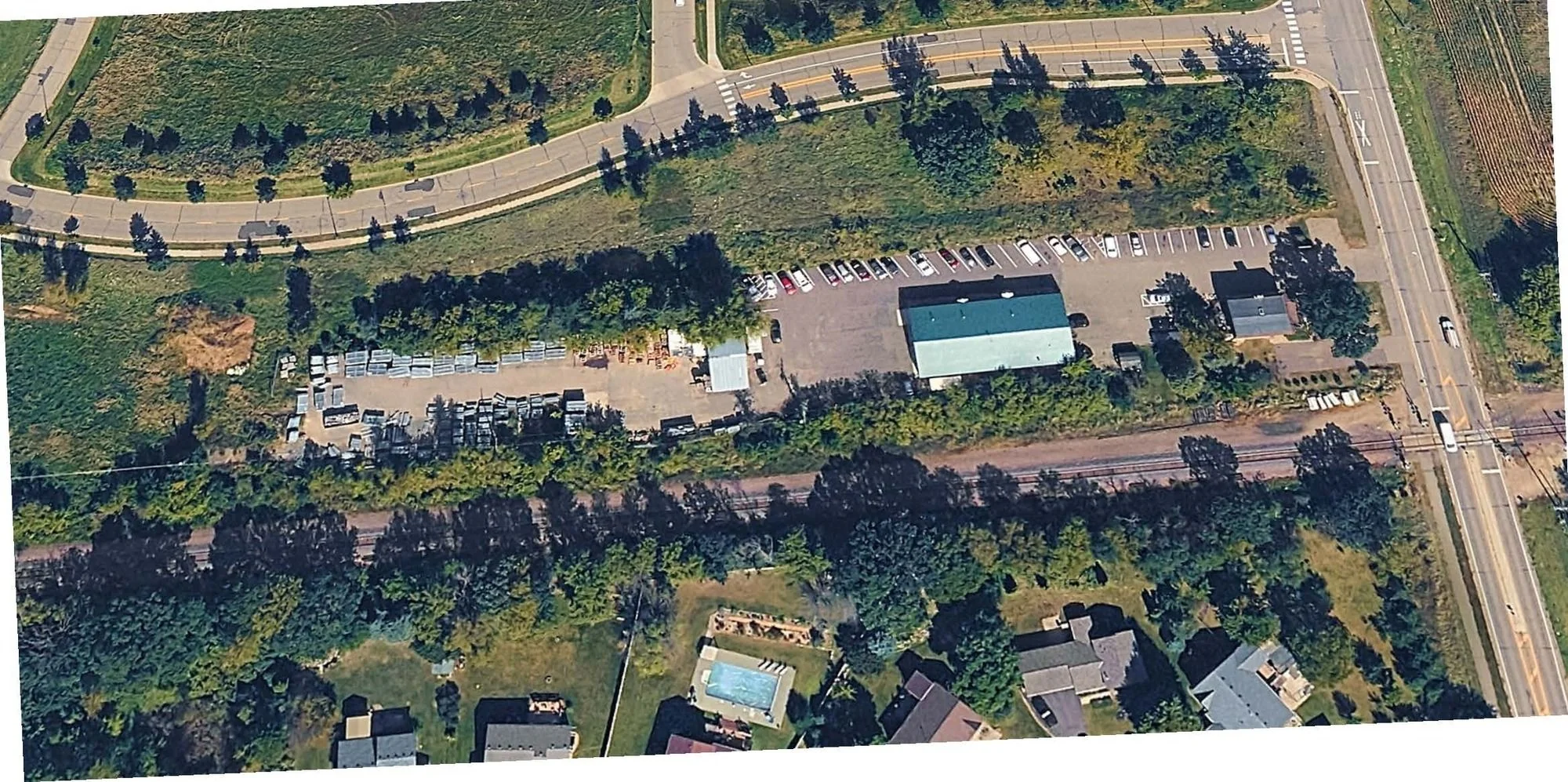 3240 IDEAL AVENUE NORTH — Lease in Oakdale, MN, photo 1 of 2
