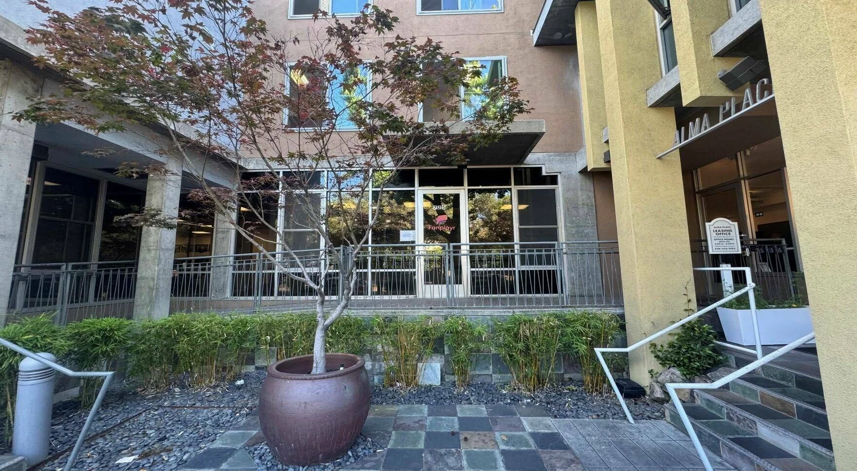 725 Alma St — Lease in Palo Alto, CA, photo 1 of 8