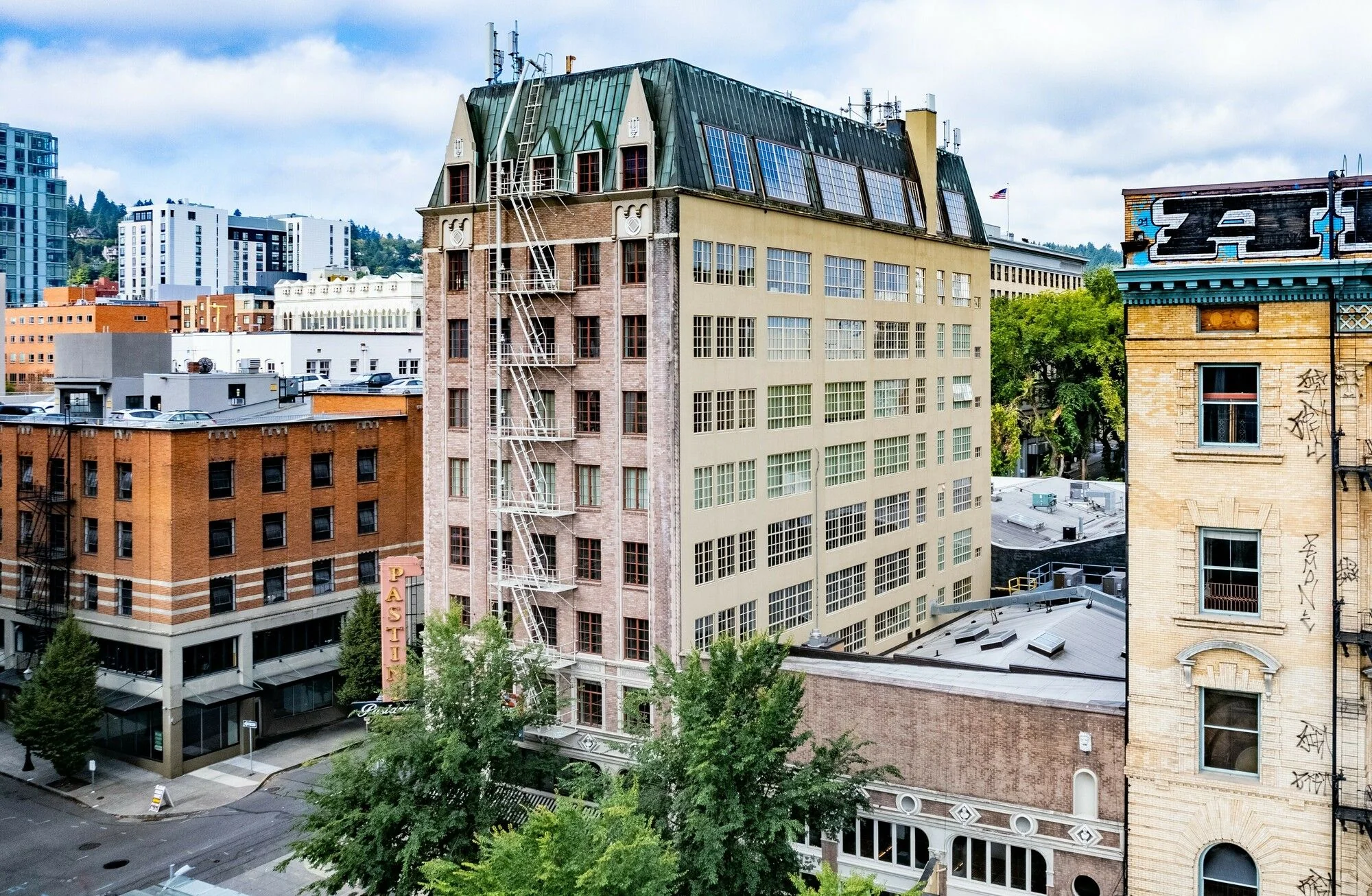 The Studio Building — Lease in Portland, OR, photo 1 of 8