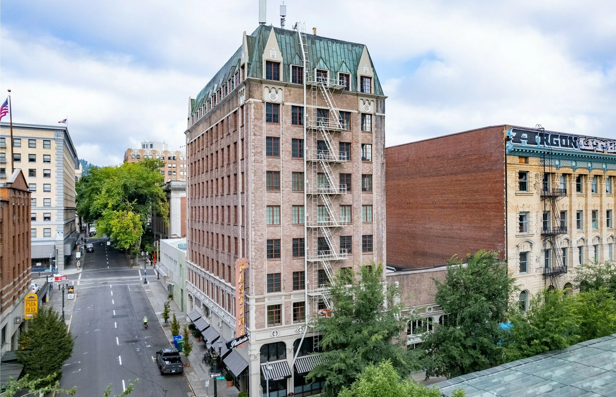 The Studio Building — Lease in Portland, OR, photo 3 of 8