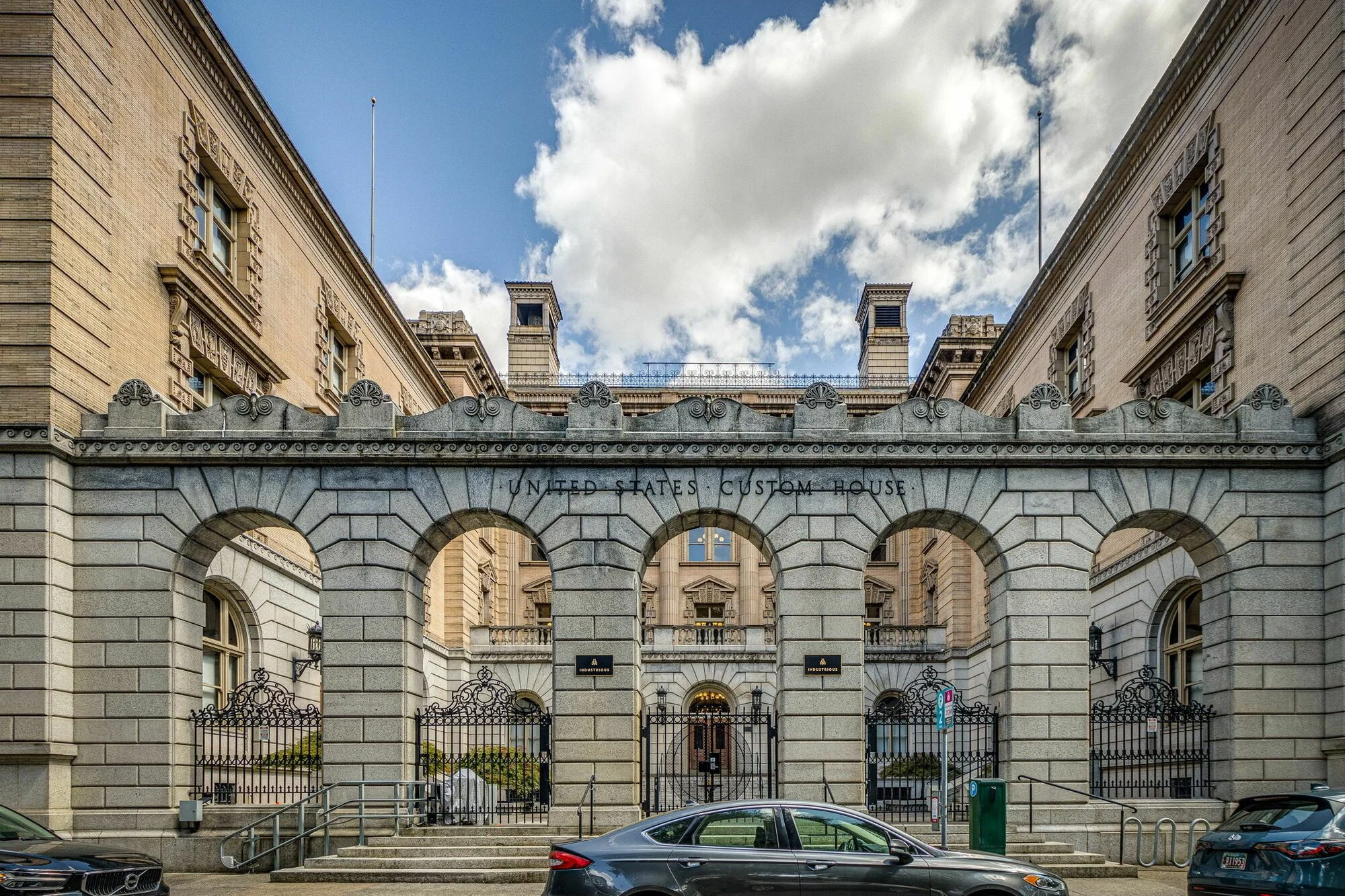 US Custom House — Lease in Portland, OR, photo 3 of 8
