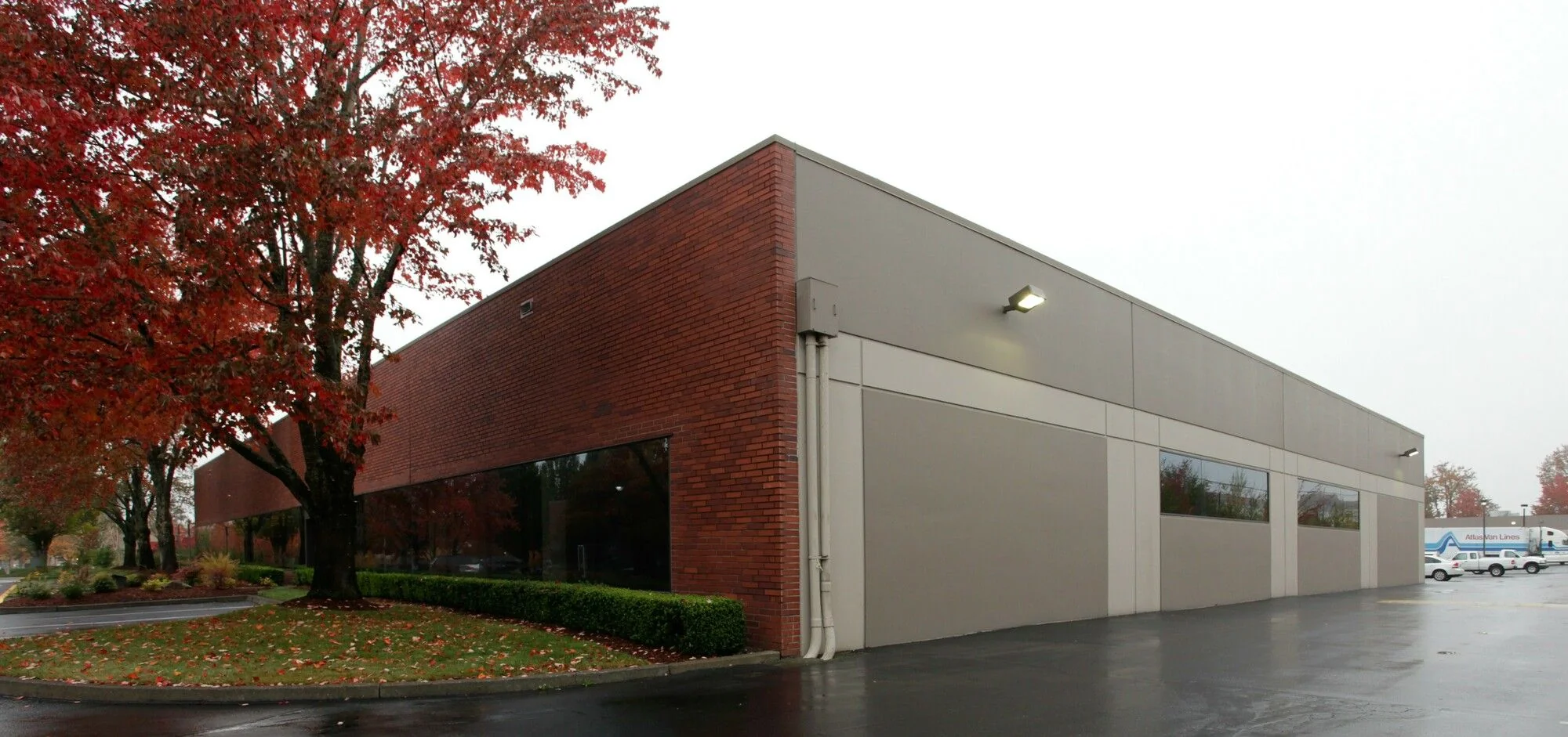 Nimbus Oaks - Building C — Lease in Beaverton, OR, photo 3 of 4