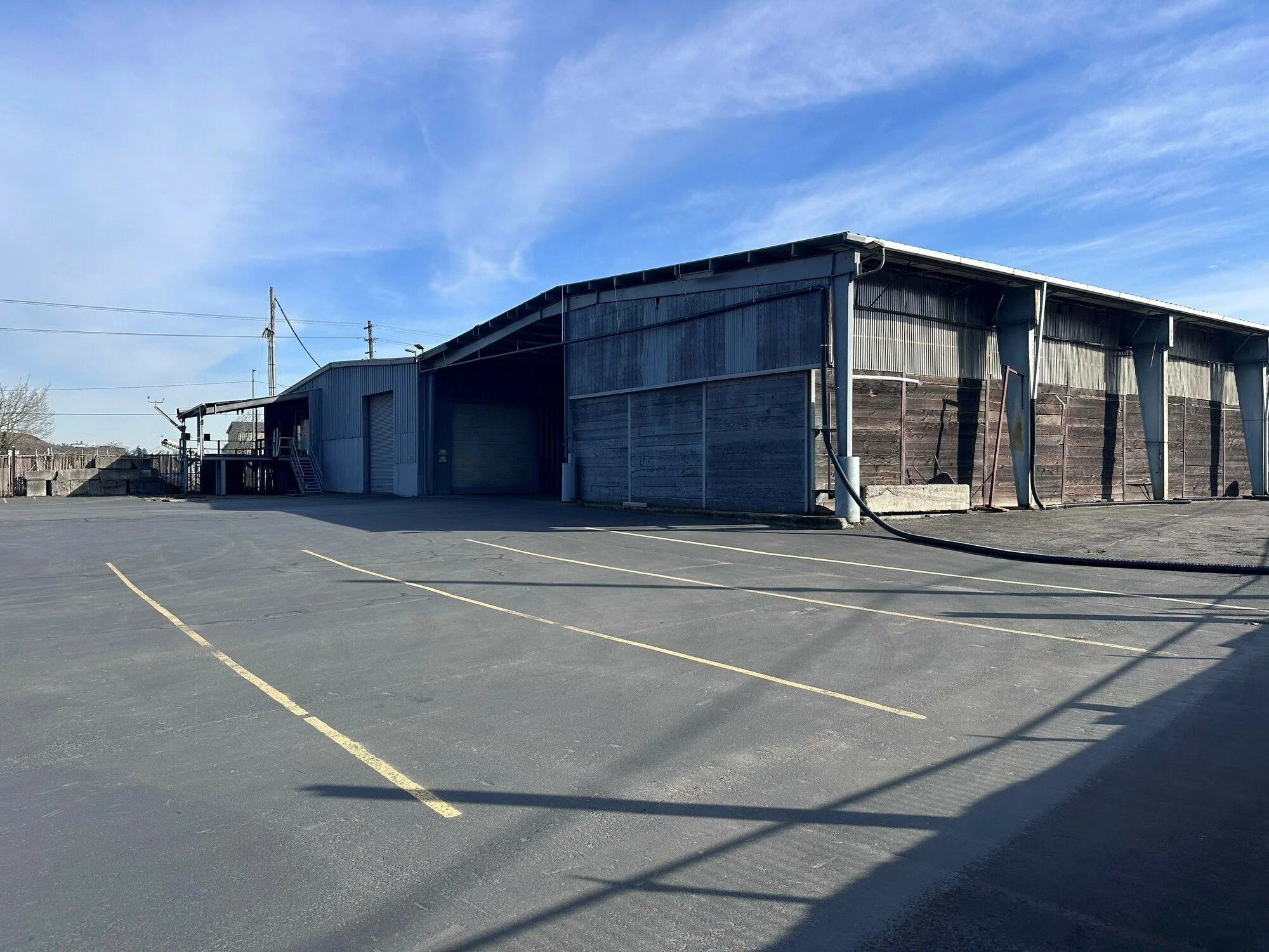 Building B — Lease in Portland, OR, photo 3 of 7