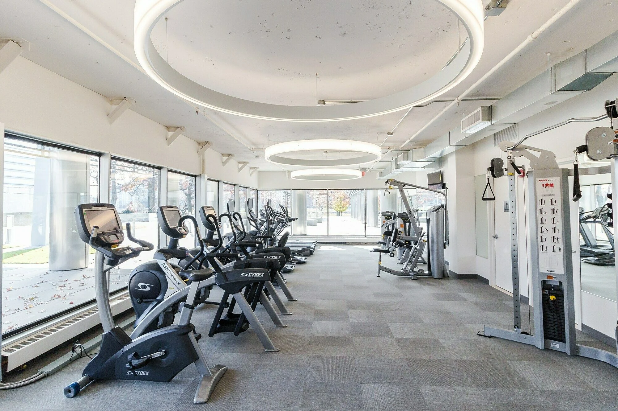 River Plaza — Lease in Stamford, CT, photo 4 of 5
