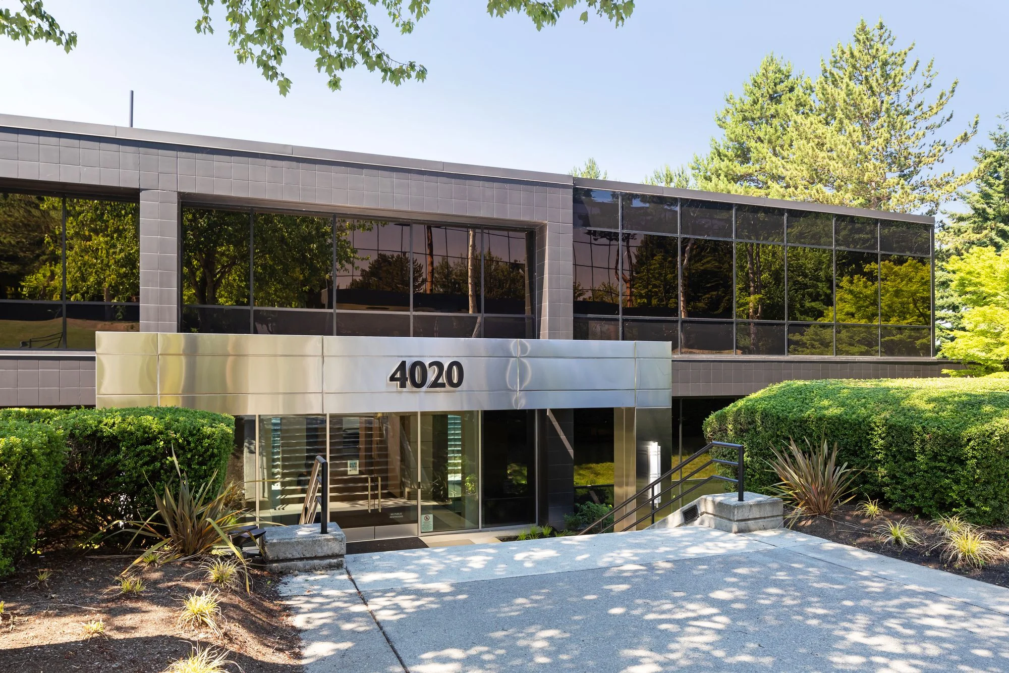 Axis Kirkland - Building 4020 — Lease in Kirkland, WA, photo 1 of 1