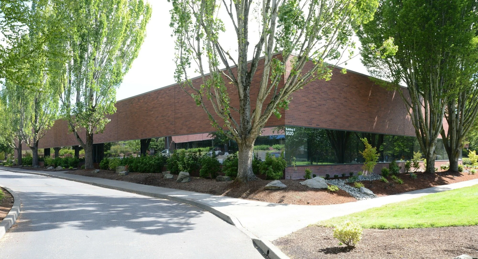 9500-9560 SW Nimbus Ave — Lease in Beaverton, OR, photo 2 of 8