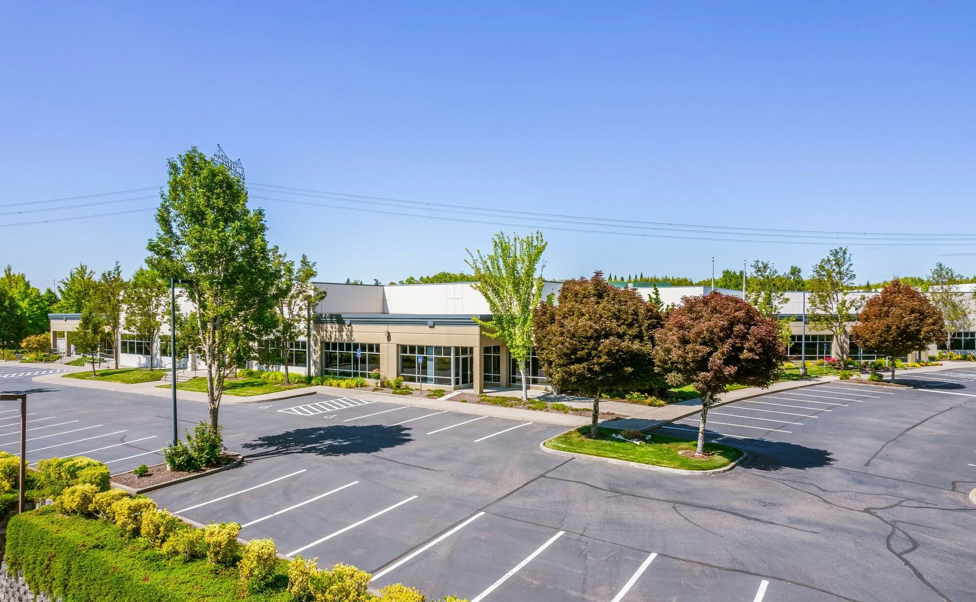 SunTech Corporate Park Building II — Lease in Hillsboro, OR, photo 3 of 4