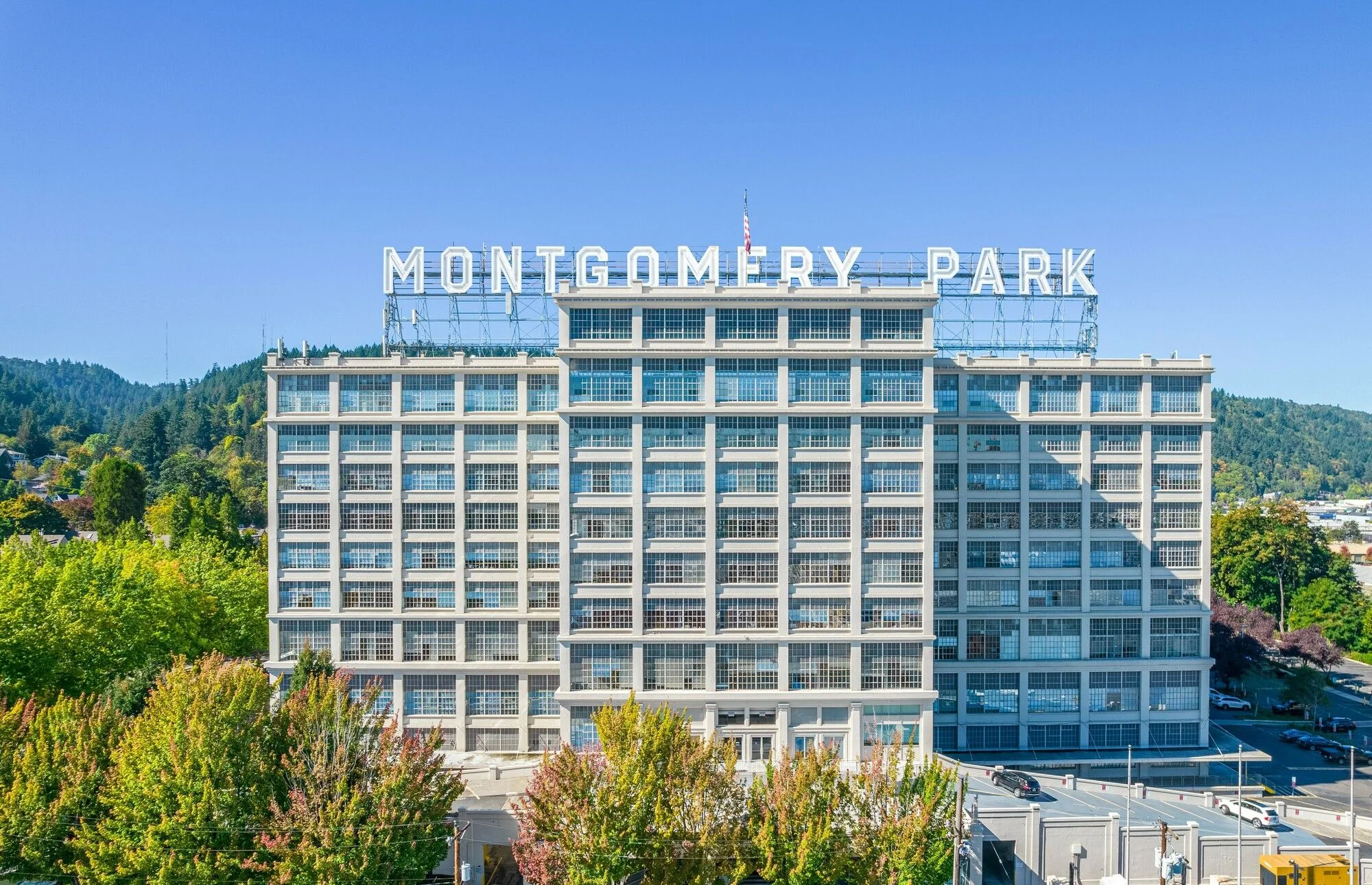 Montgomery Park — Lease in Portland, OR, photo 5 of 8