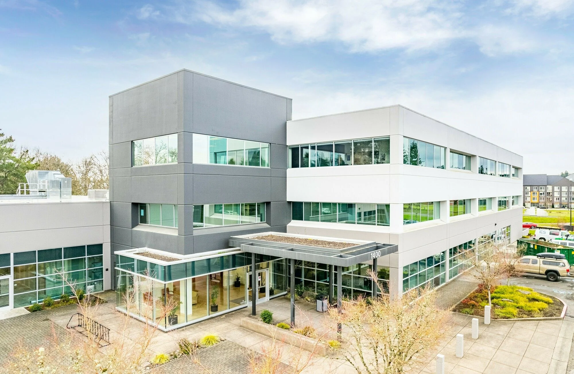 1400 Building — Lease in Hillsboro, OR, photo 1 of 8