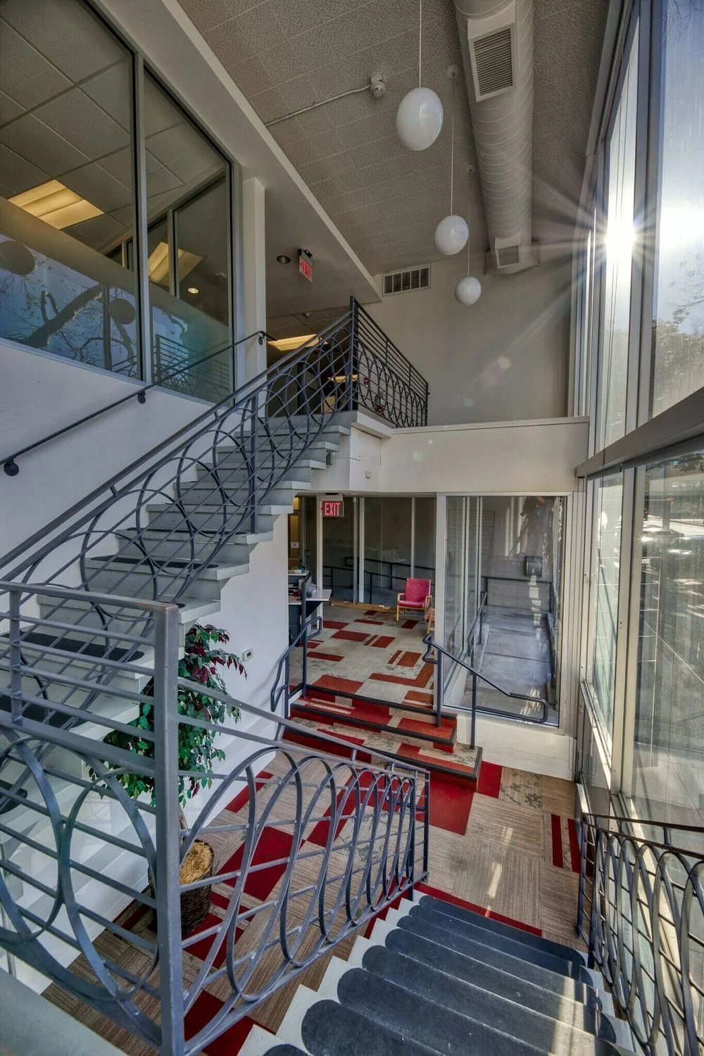 Lincoln Bldg — Sale in Sacramento, CA, photo 2 of 4