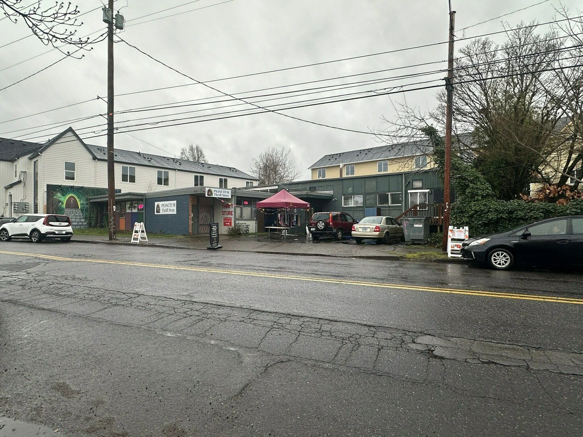 4033 Southeast Milwaukie Avenue — Sale in OR, photo 6 of 8