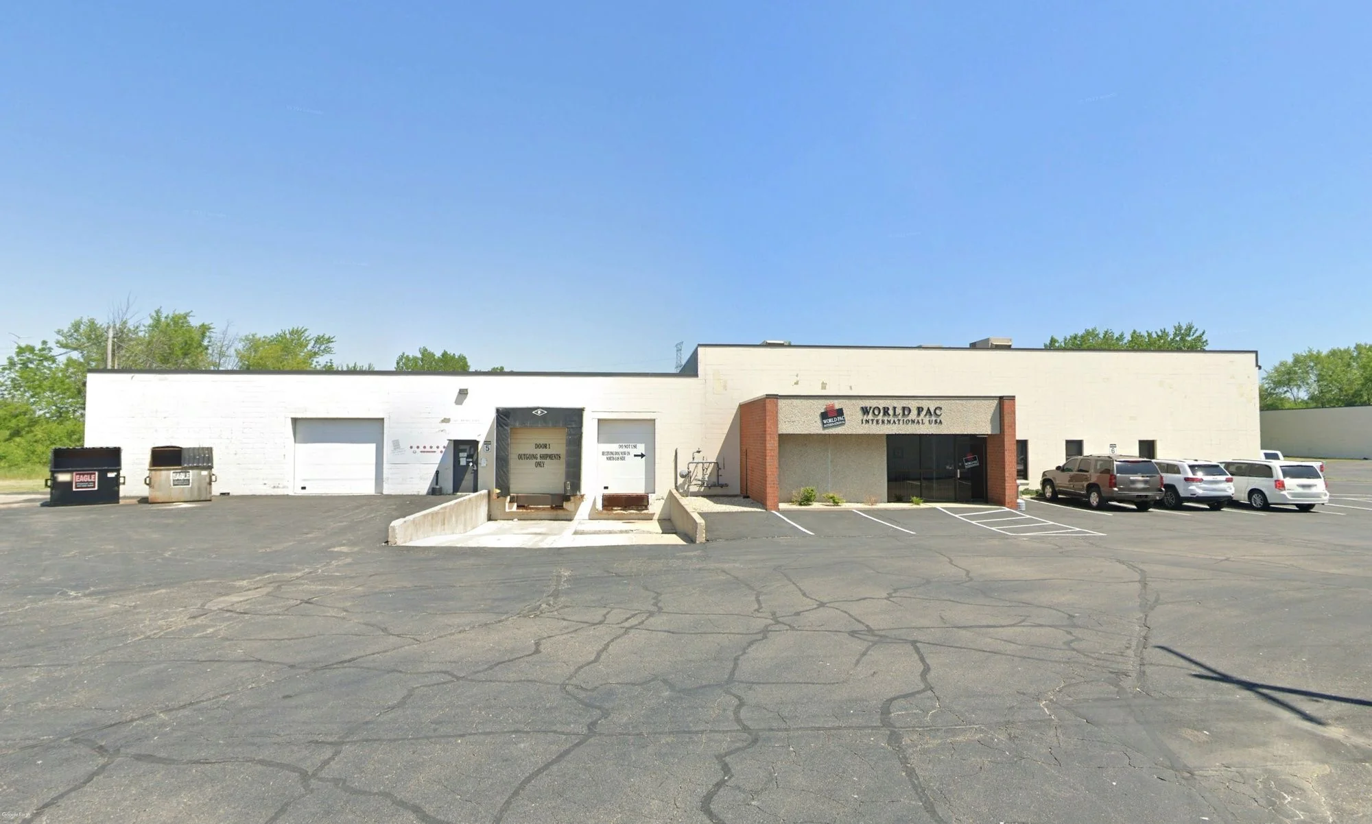 7900 Durand Ave — Lease in WI, photo 1 of 8