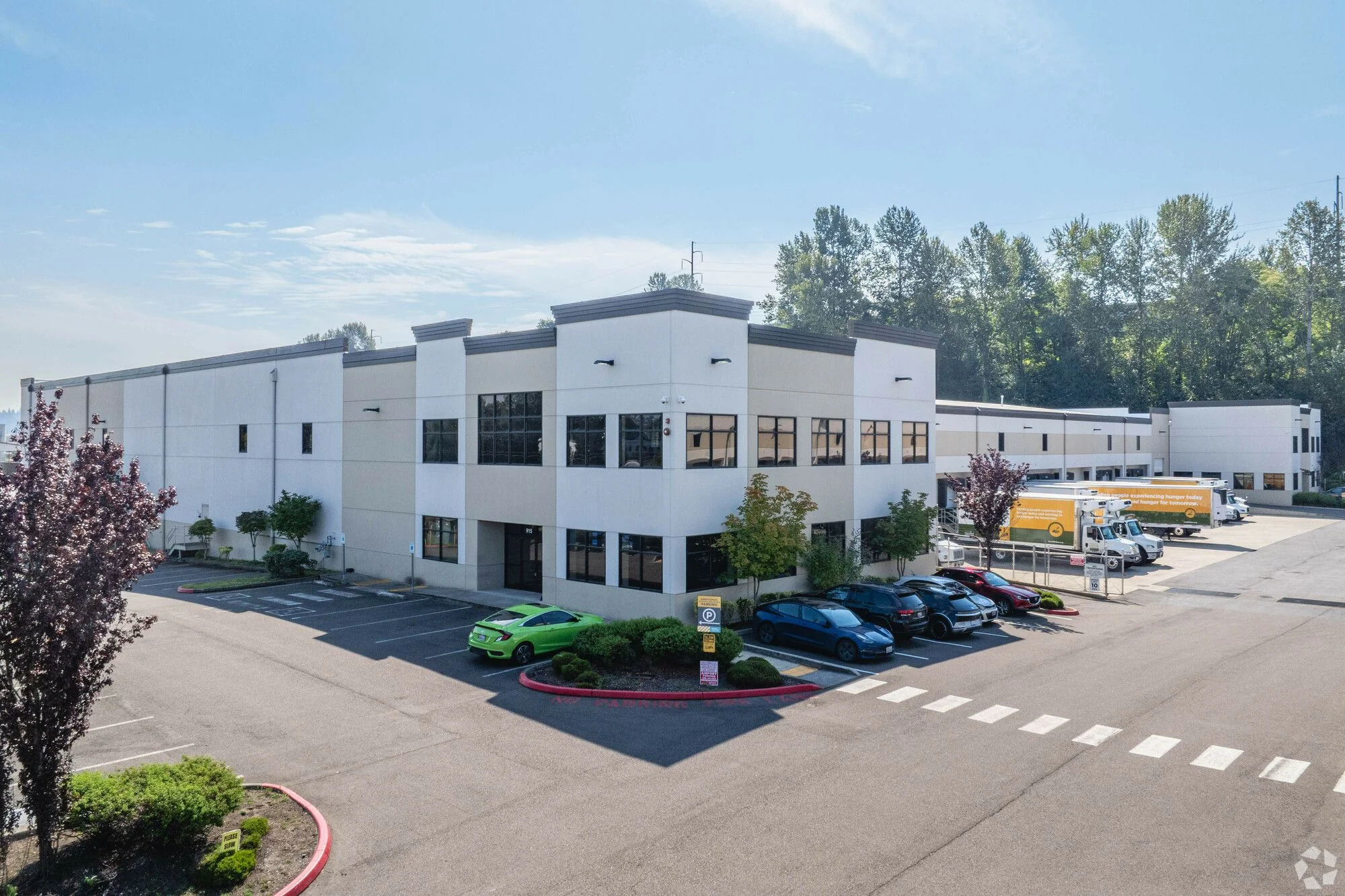 915 S 96th St — Lease in WA, photo 1 of 1