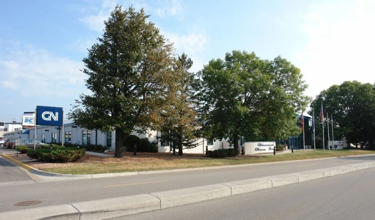 8001 West Bloomington Freeway — Lease in MN, photo 1 of 2