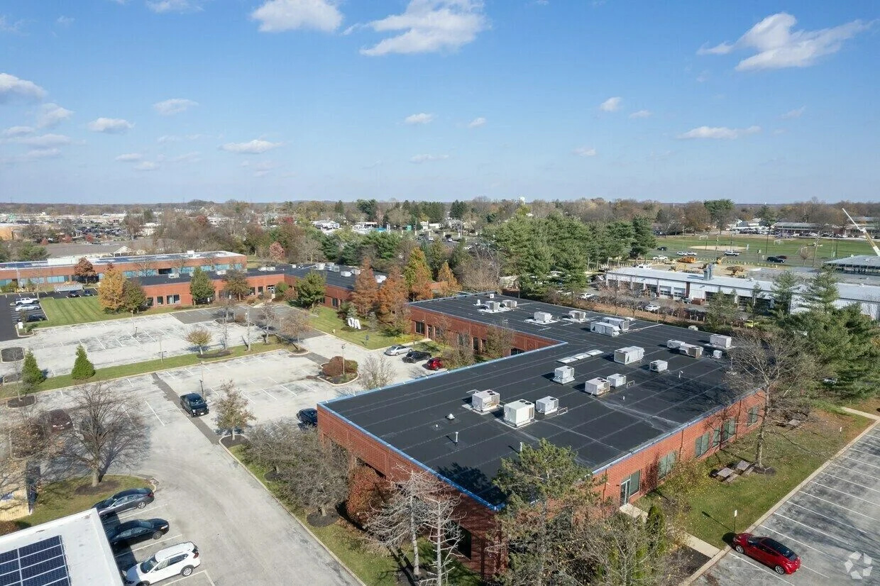 402-404 Lippincott Drive — Lease in NJ, photo 7 of 8