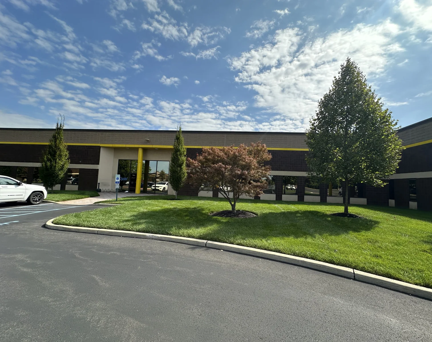 Industrial in Edison, NJ — Lease in Edison, NJ, photo 2 of 5