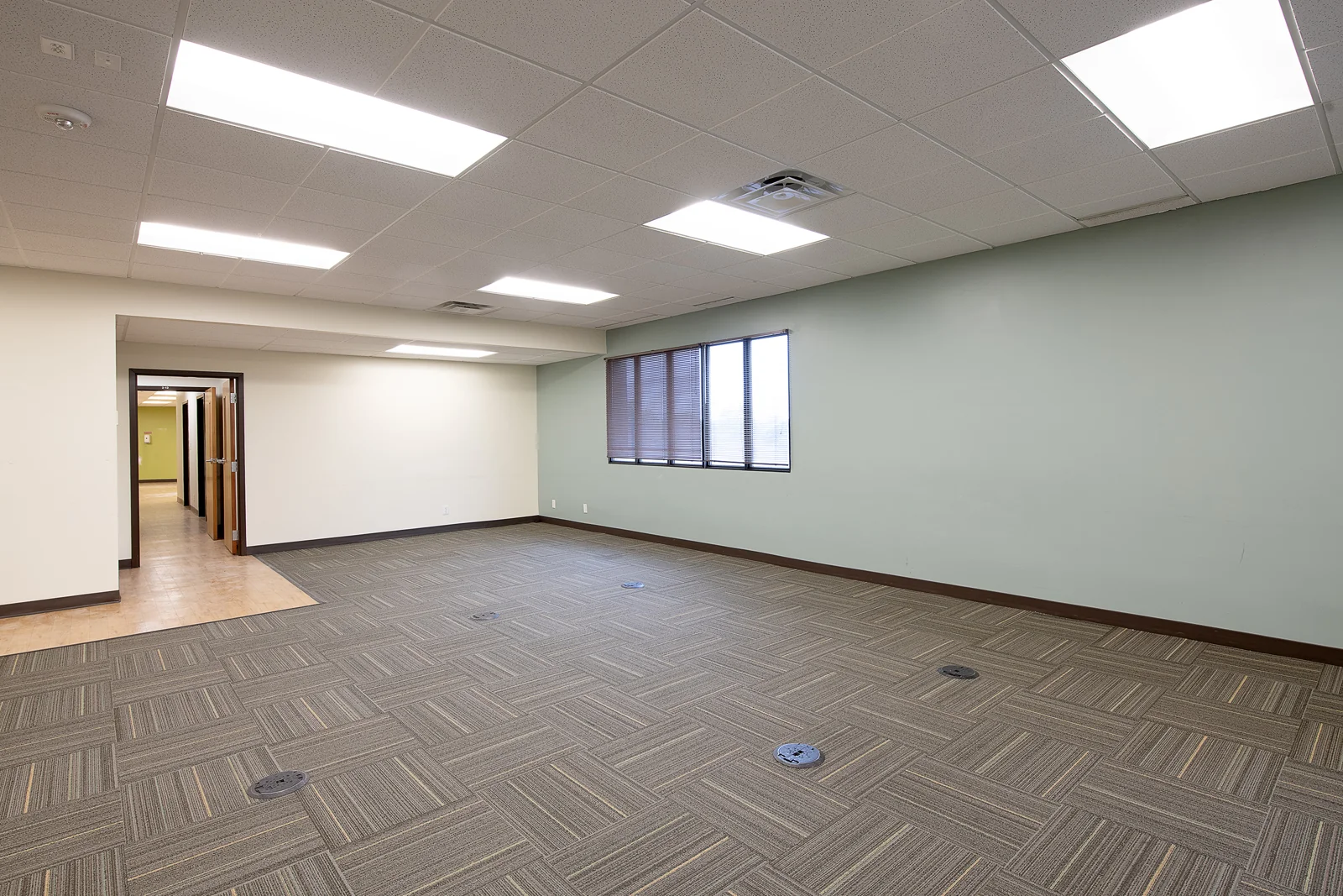Healthcare in Cleveland, OH — Lease in Cleveland, OH, photo 6 of 8