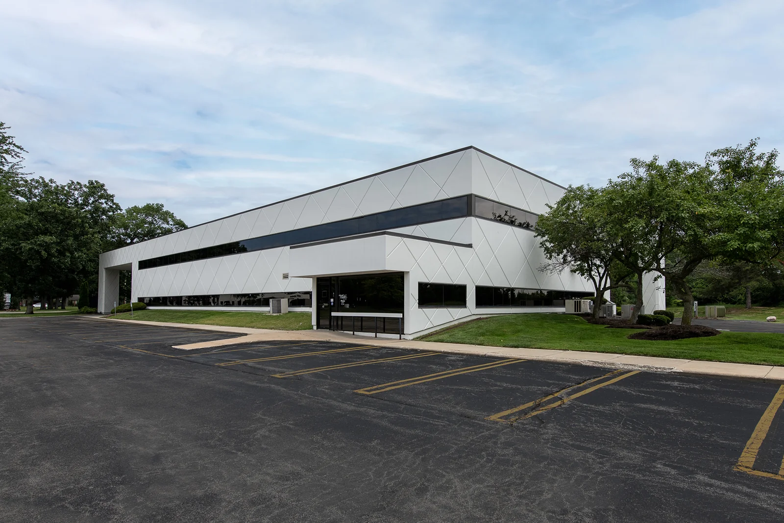 Regency Medical Campus — Lease in Toledo, OH, photo 1 of 3
