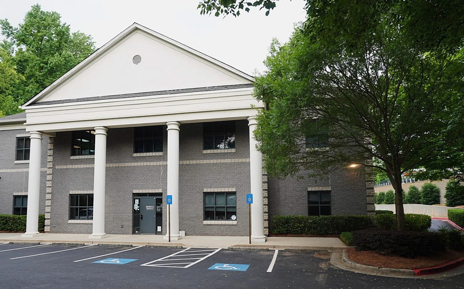Marietta Medical Center — Lease in Marietta, GA, photo 1 of 2