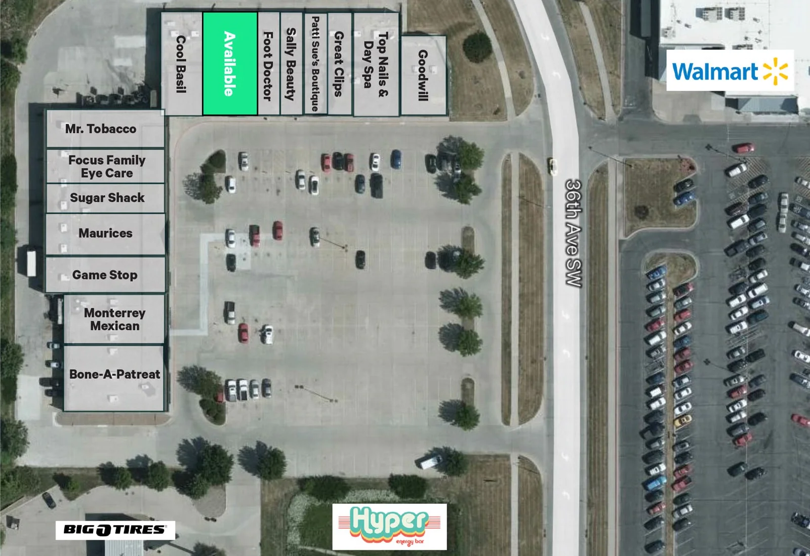 Pine Tree Plaza — Lease in Altoona, IA, photo 2 of 3