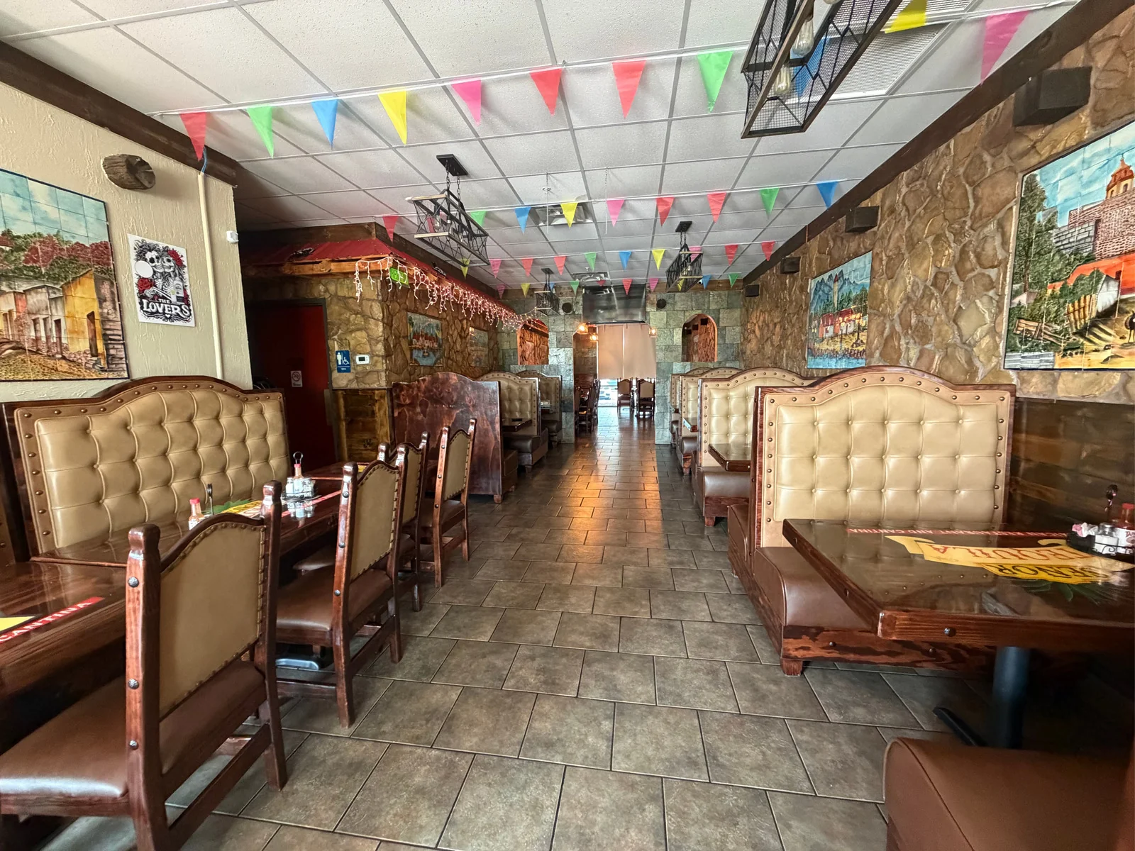 Restaurant Space for Sublease — Lease in Omaha, NE, photo 4 of 8