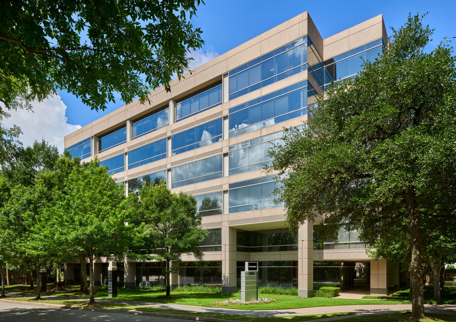 6 Waterway Square Pl — Lease in The Woodlands, TX, photo 1 of 1