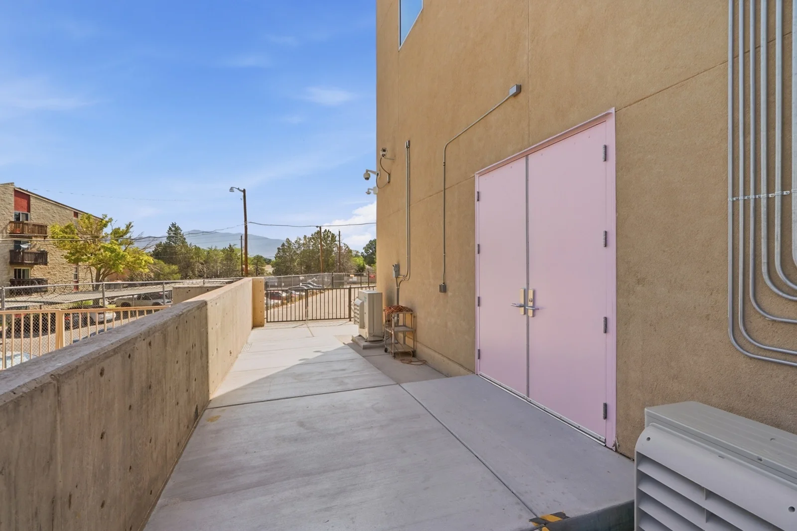 Lovelace Biomedical Building — Lease in Albuquerque, NM, photo 5 of 8
