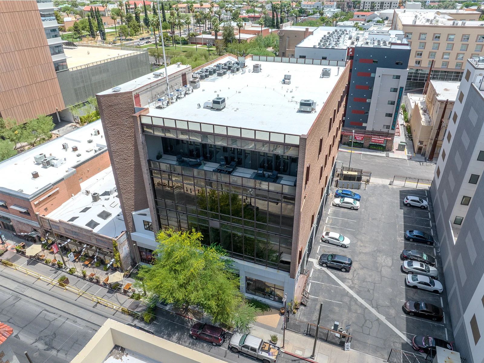Retail in Tucson, AZ — Lease in Tucson, AZ, photo 6 of 6