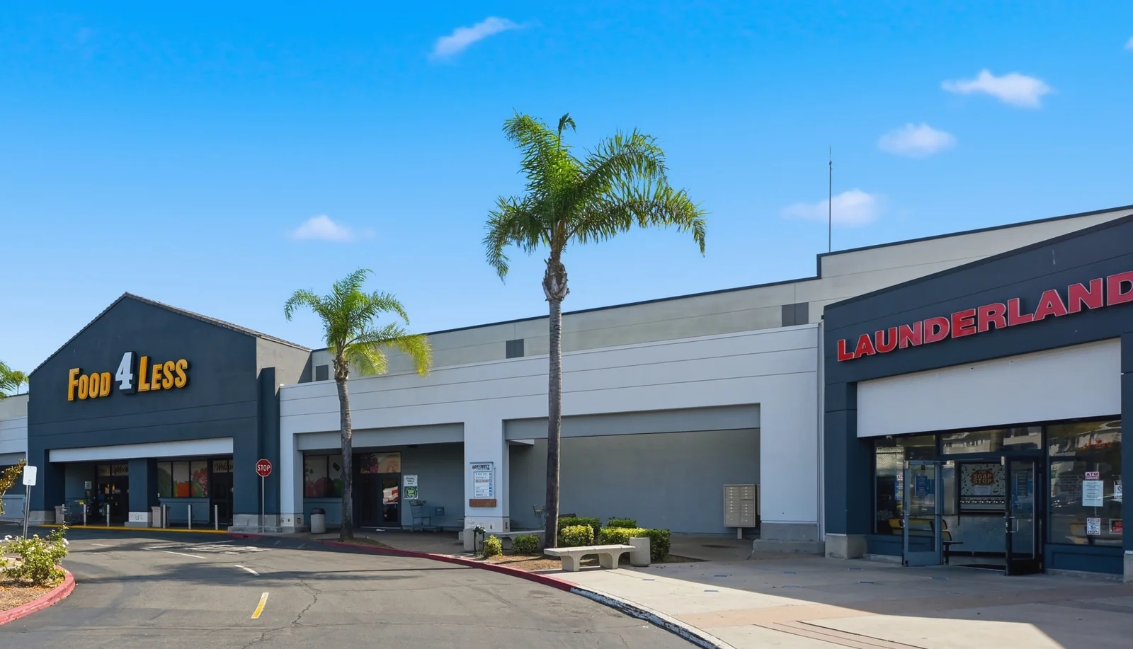 University Square — Lease in San Diego, CA, photo 5 of 8