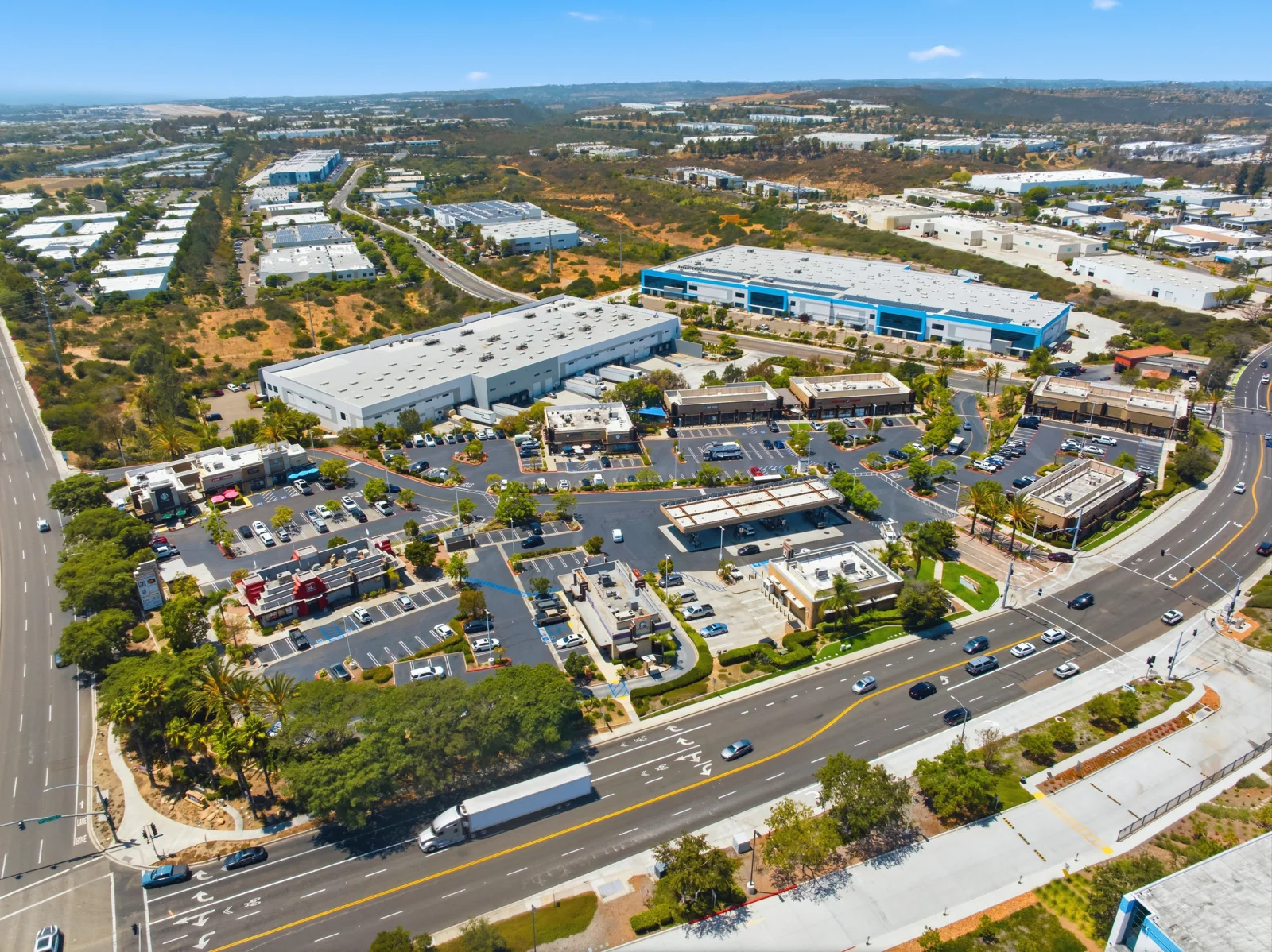 Retail in Vista, CA — Lease in Vista, CA, photo 3 of 5