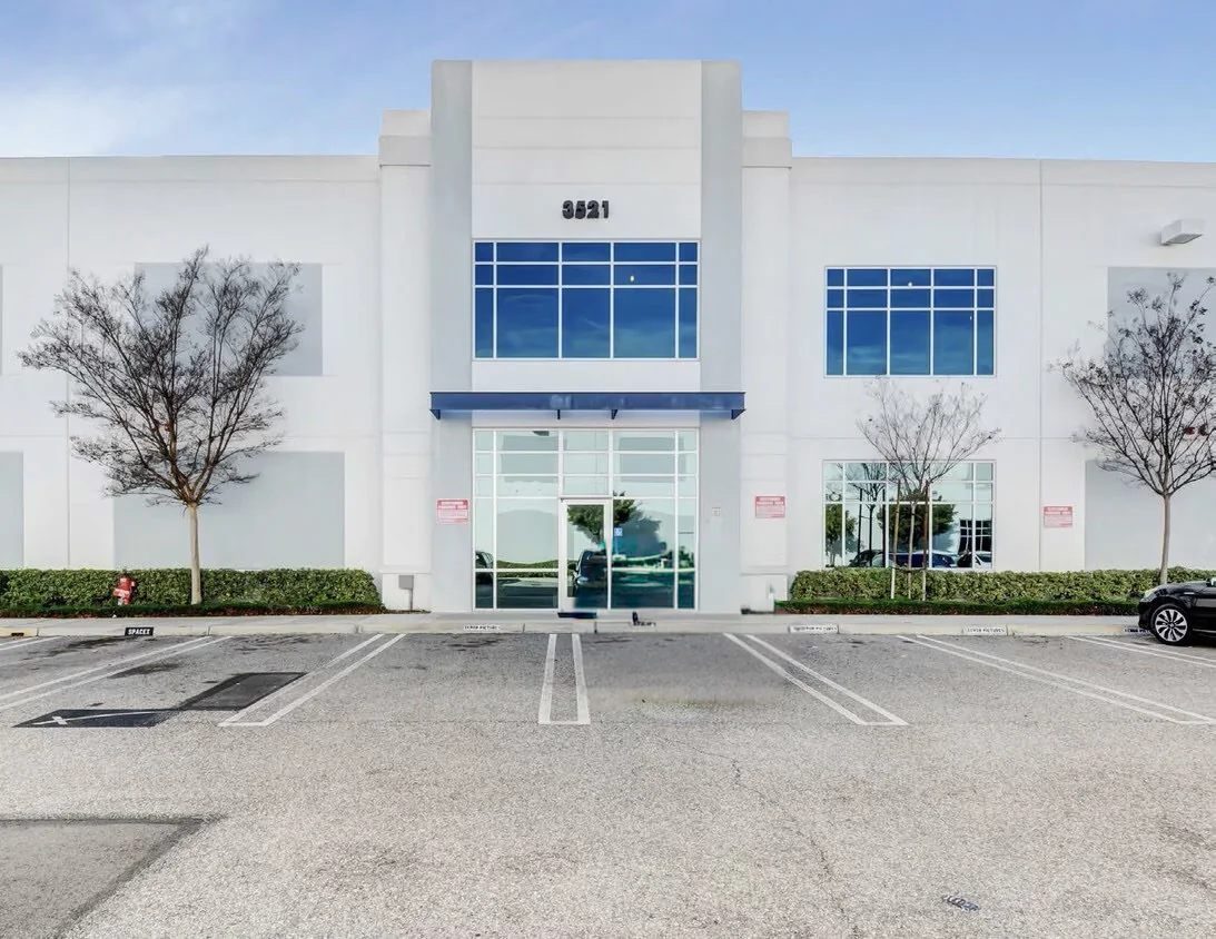 Century Business Park — Lease in Hawthorne, CA, photo 1 of 5
