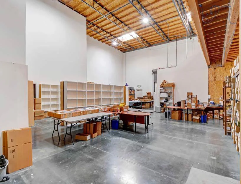 Century Business Park — Lease in Hawthorne, CA, photo 2 of 5