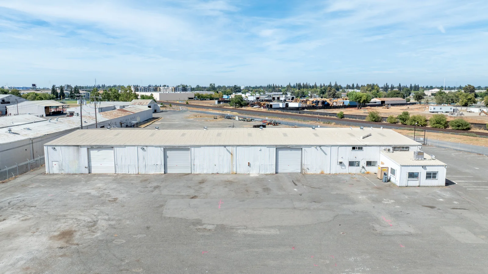 Industrial in Sacramento, CA — Lease in Sacramento, CA, photo 2 of 2