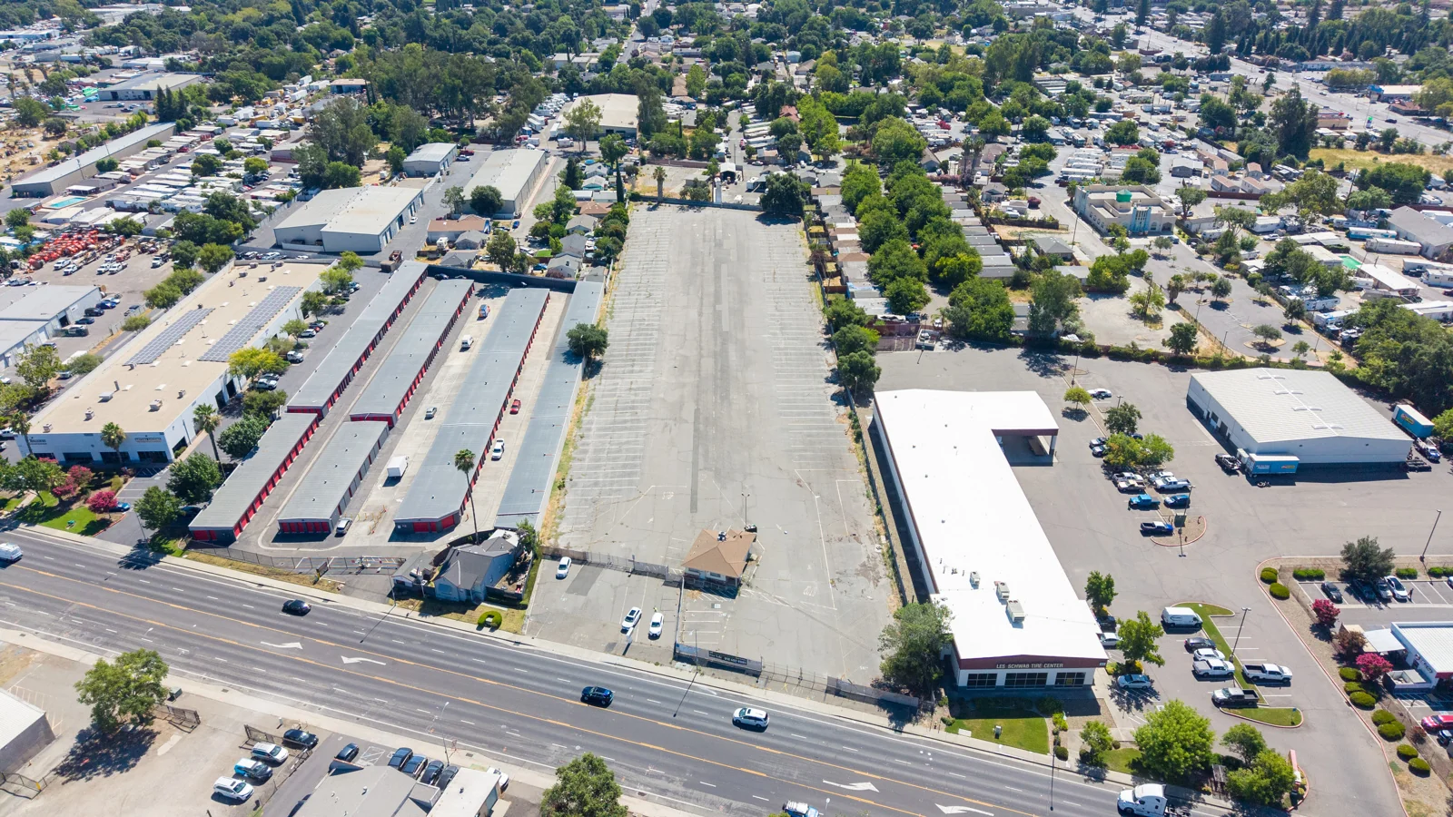 Industrial in West Sacramento, CA — Lease in West Sacramento, CA, photo 1 of 8