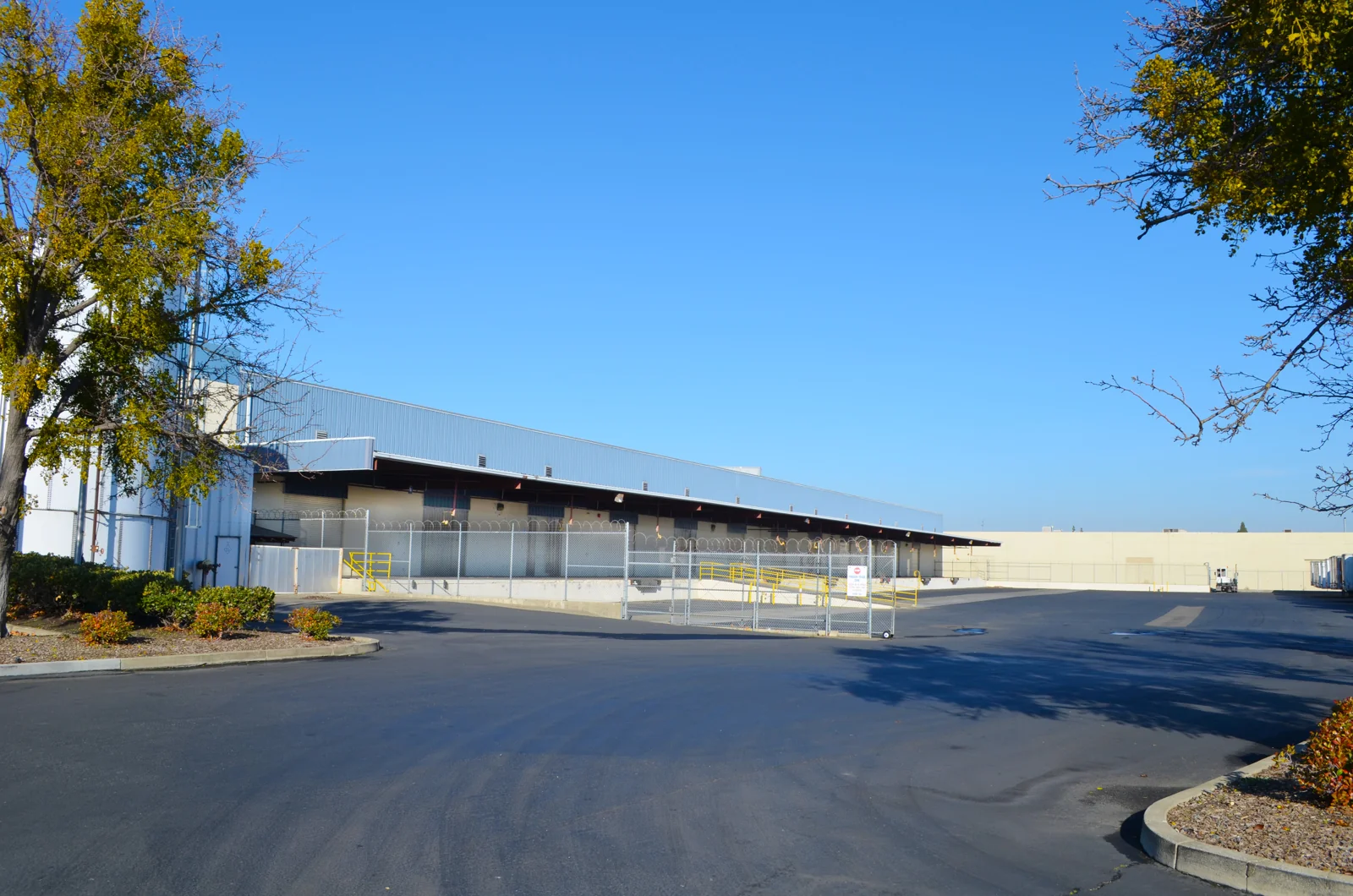 Industrial in West Sacramento, CA — Lease in West Sacramento, CA, photo 2 of 8