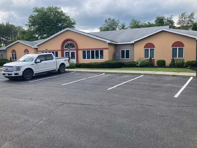 Tamarac Medical Building — Sale in Troy, NY, photo 2 of 8