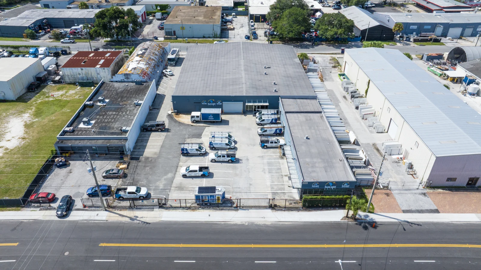 22,803 SF Industrial Warehouse | Investment or Owner… — Sale in Orlando, FL, photo 2 of 8
