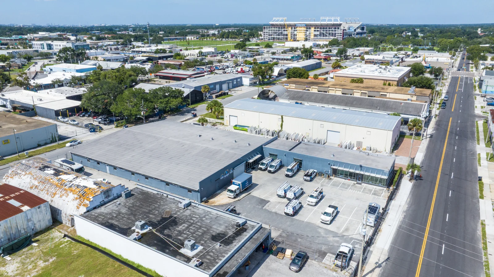 22,803 SF Industrial Warehouse | Investment or Owner… — Sale in Orlando, FL, photo 3 of 8