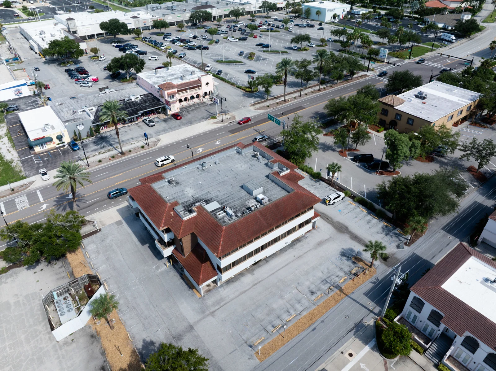 Office in Venice, FL — Sale in Venice, FL, photo 2 of 3